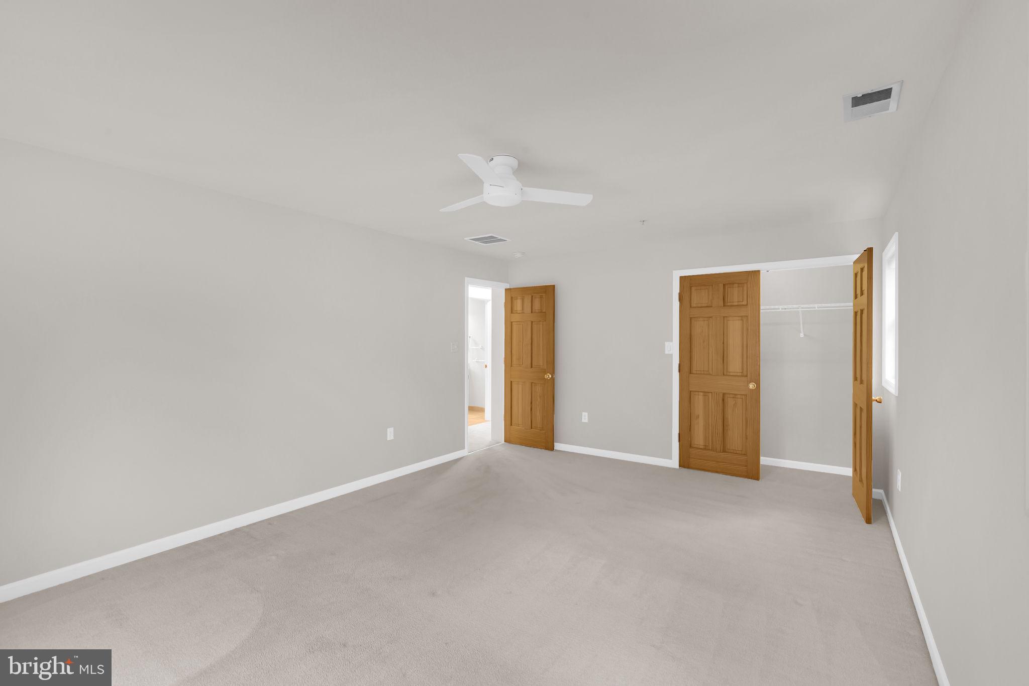 RIVERDALE PARK - Residential