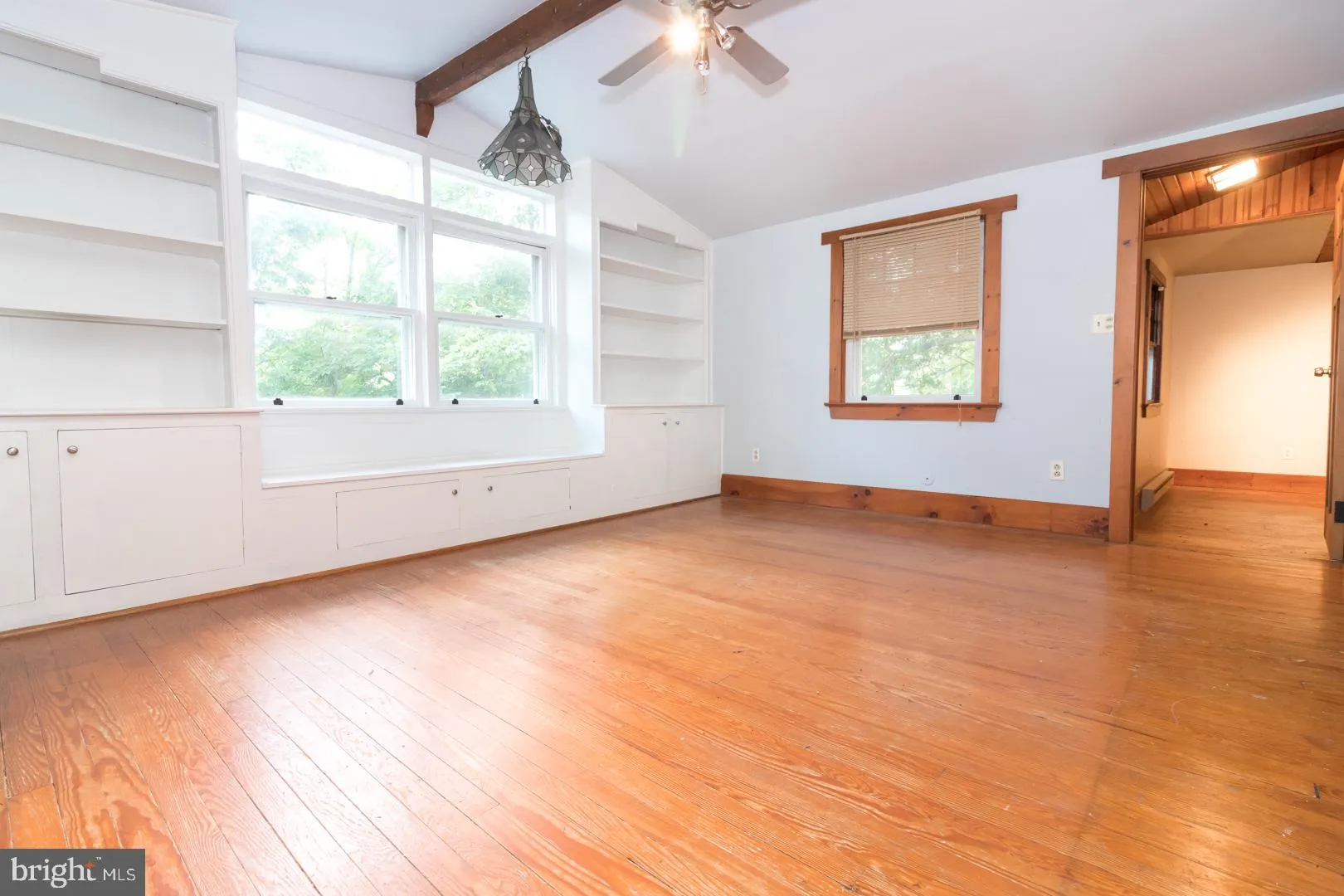 Hopewell, New Jersey 08525, United States, 2 Bedrooms Bedrooms, ,1 BathroomBathrooms,Residential,Pending,48508