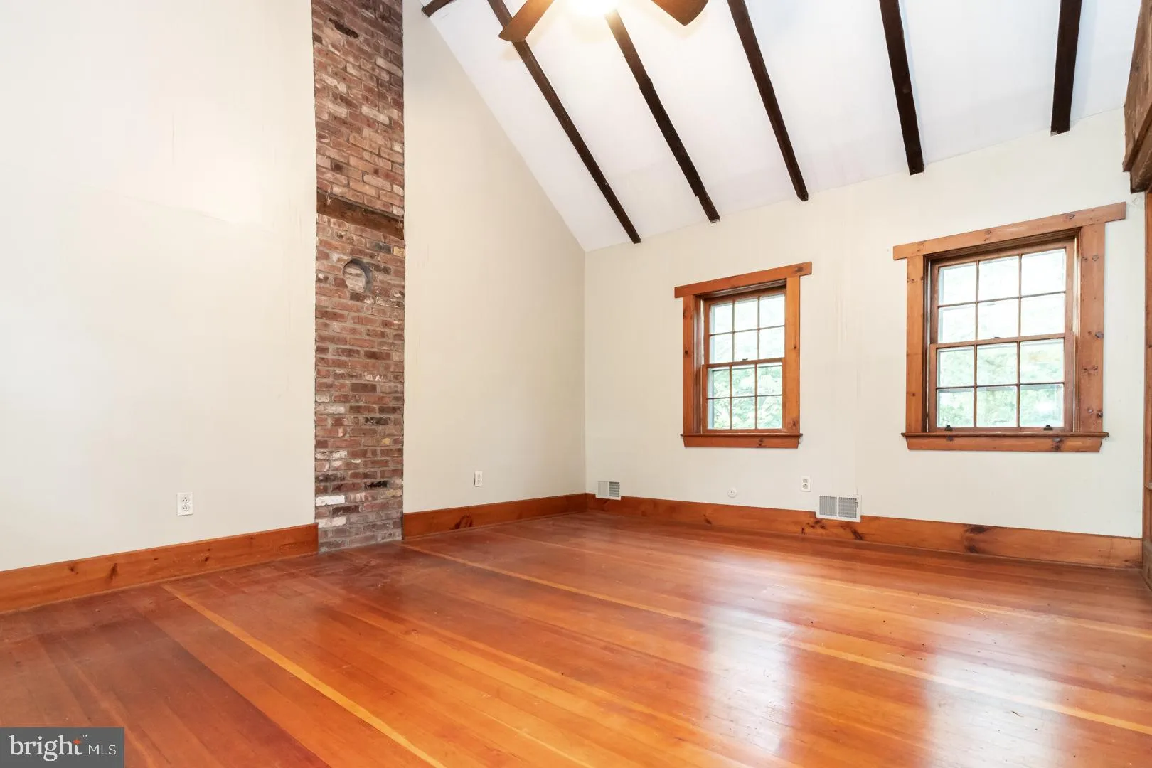 Hopewell, New Jersey 08525, United States, 2 Bedrooms Bedrooms, ,1 BathroomBathrooms,Residential,Pending,48508