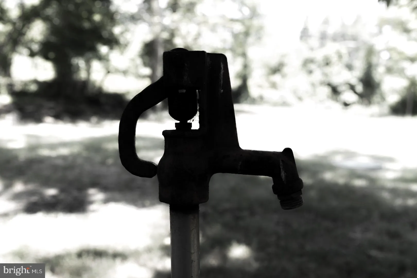 Hopewell, New Jersey 08525, United States, 2 Bedrooms Bedrooms, ,1 BathroomBathrooms,Residential,Pending,48508