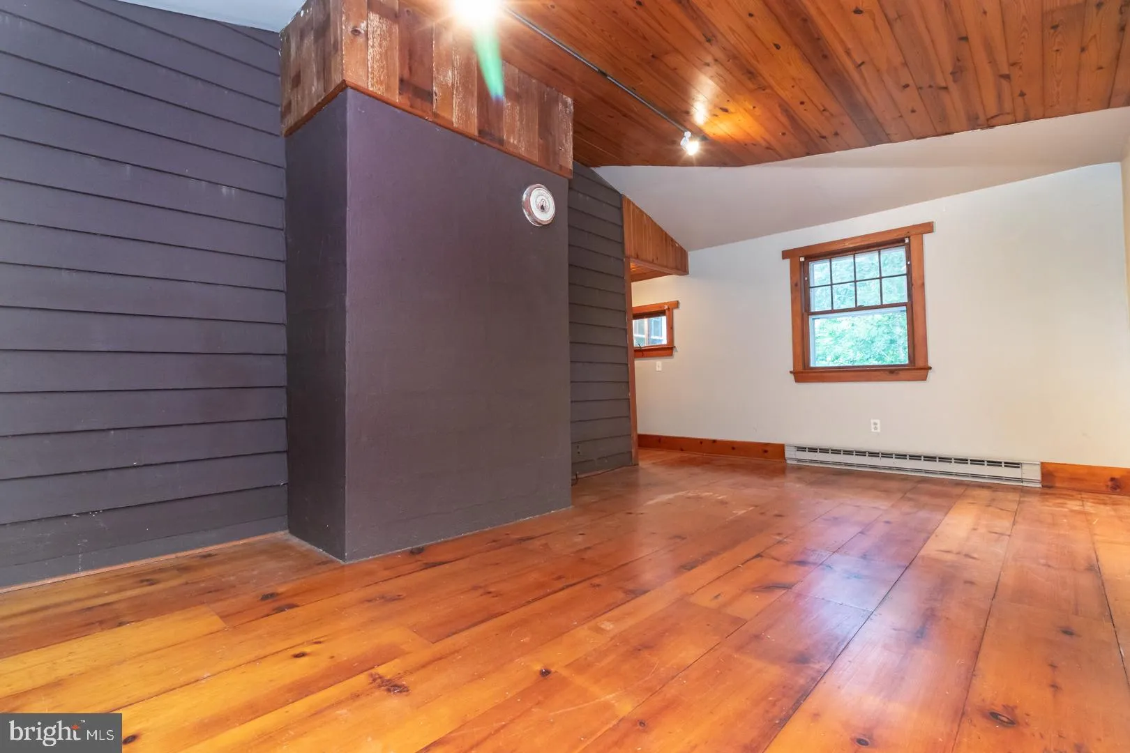 Hopewell, New Jersey 08525, United States, 2 Bedrooms Bedrooms, ,1 BathroomBathrooms,Residential,Pending,48508