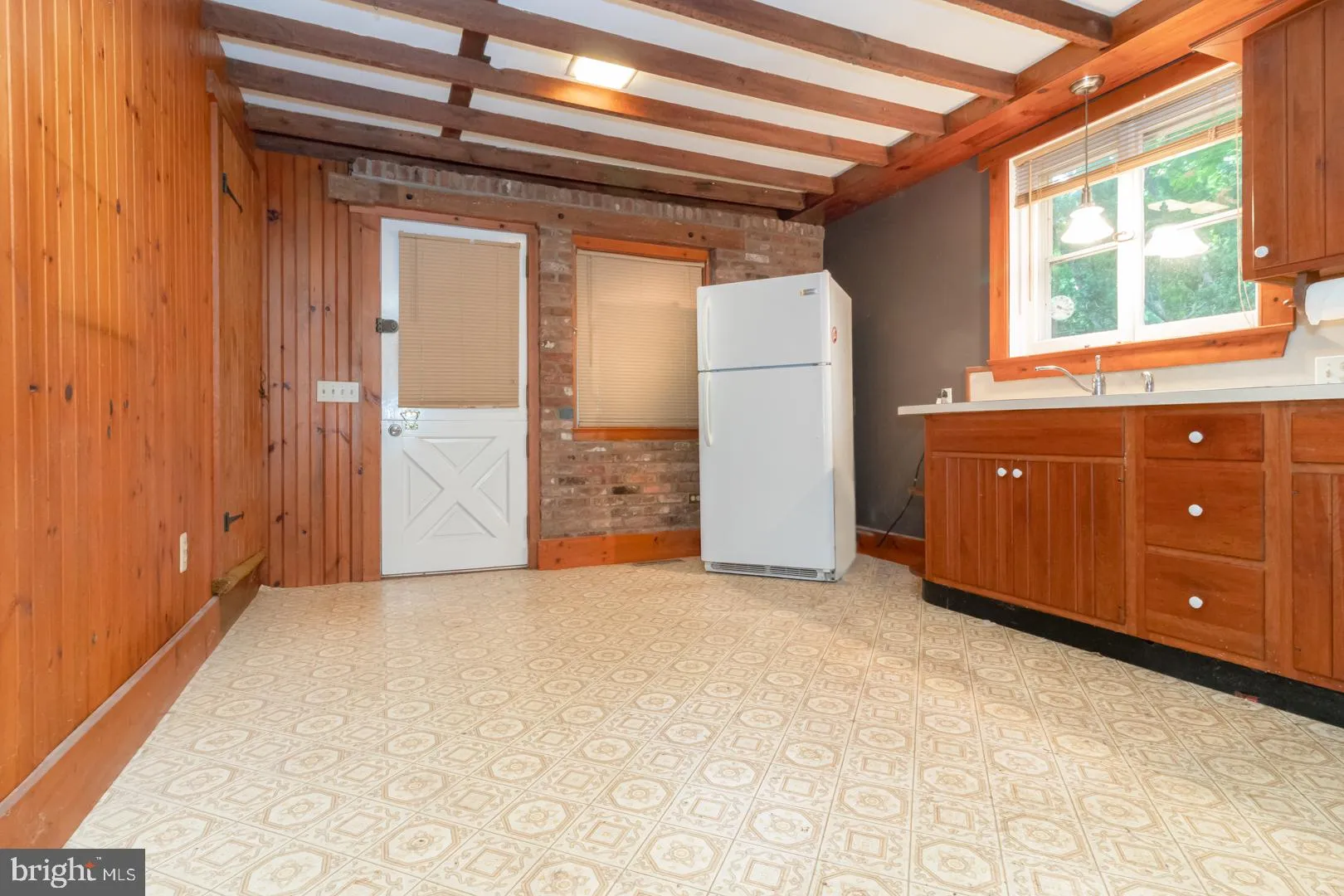 Hopewell, New Jersey 08525, United States, 2 Bedrooms Bedrooms, ,1 BathroomBathrooms,Residential,Pending,48508