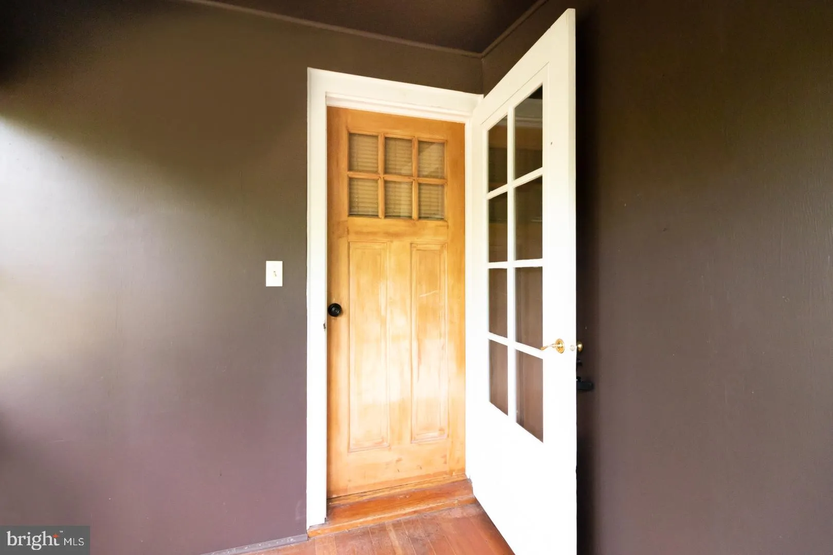 Hopewell, New Jersey 08525, United States, 2 Bedrooms Bedrooms, ,1 BathroomBathrooms,Residential,Pending,48508