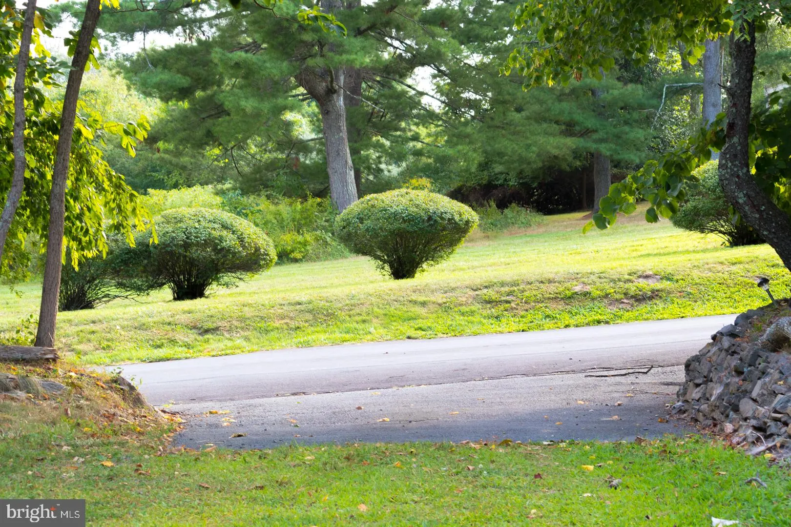 Hopewell, New Jersey 08525, United States, 2 Bedrooms Bedrooms, ,1 BathroomBathrooms,Residential,Pending,48508