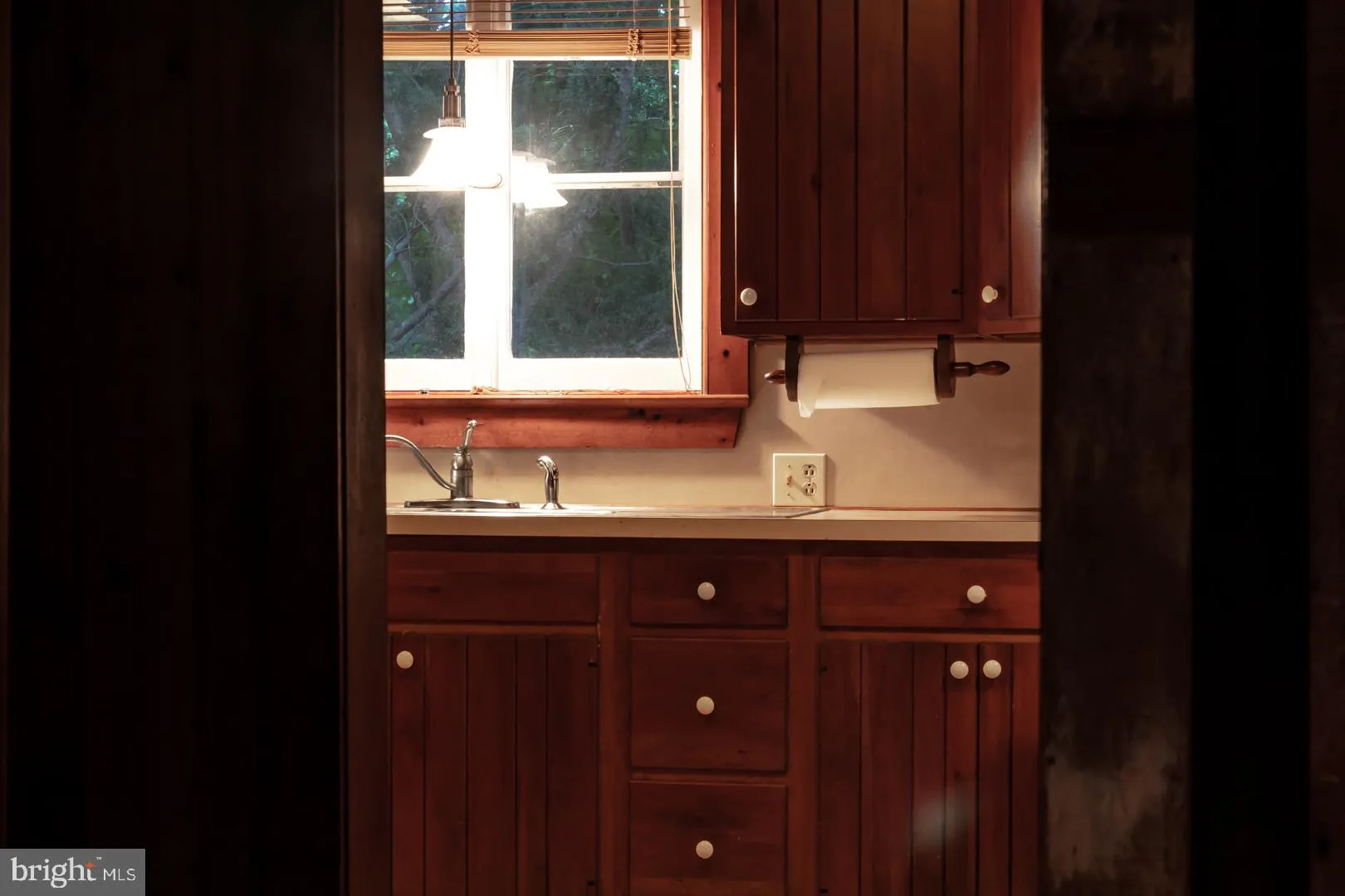 Hopewell, New Jersey 08525, United States, 2 Bedrooms Bedrooms, ,1 BathroomBathrooms,Residential,Pending,48508