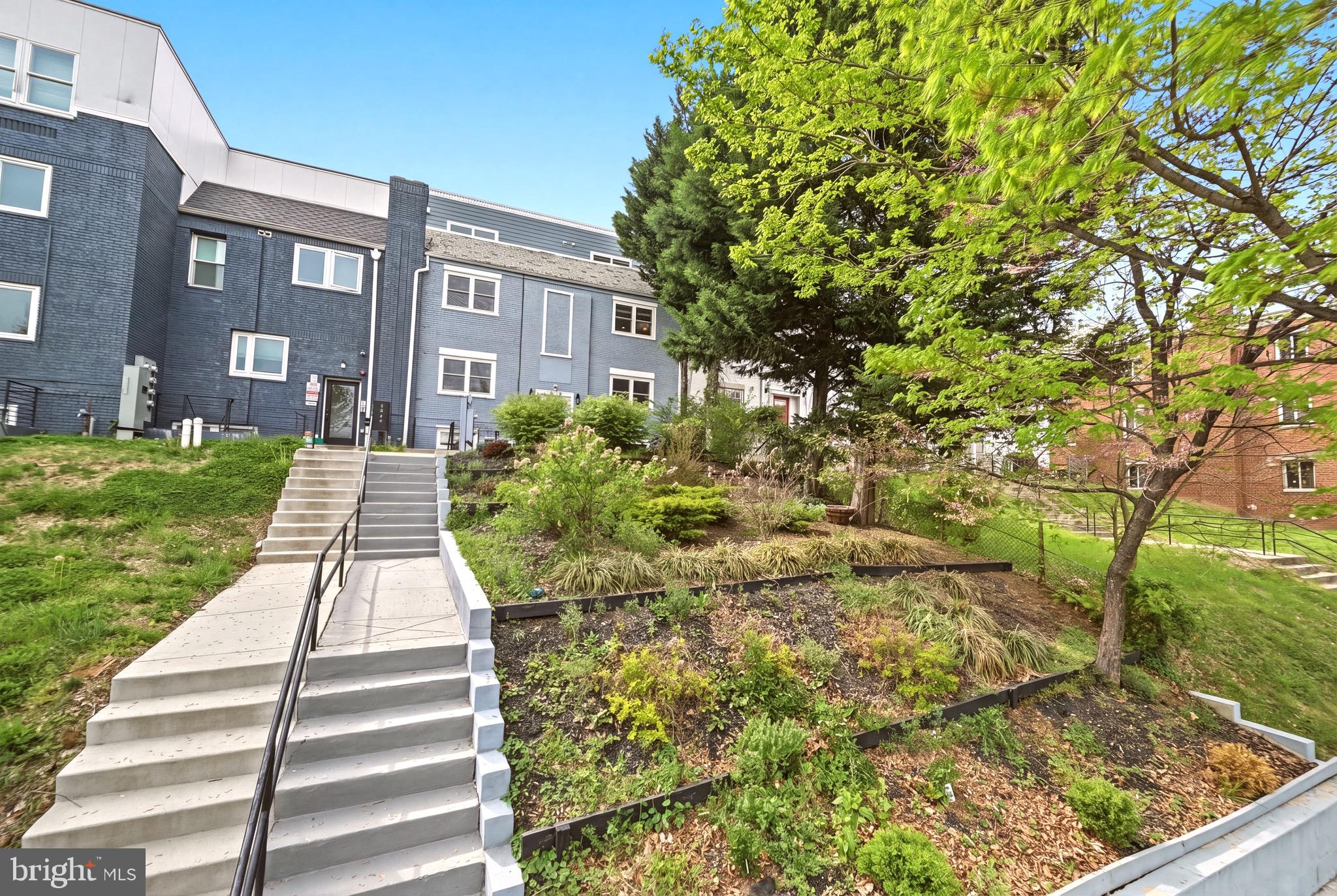 1948 3RD STREET NE D