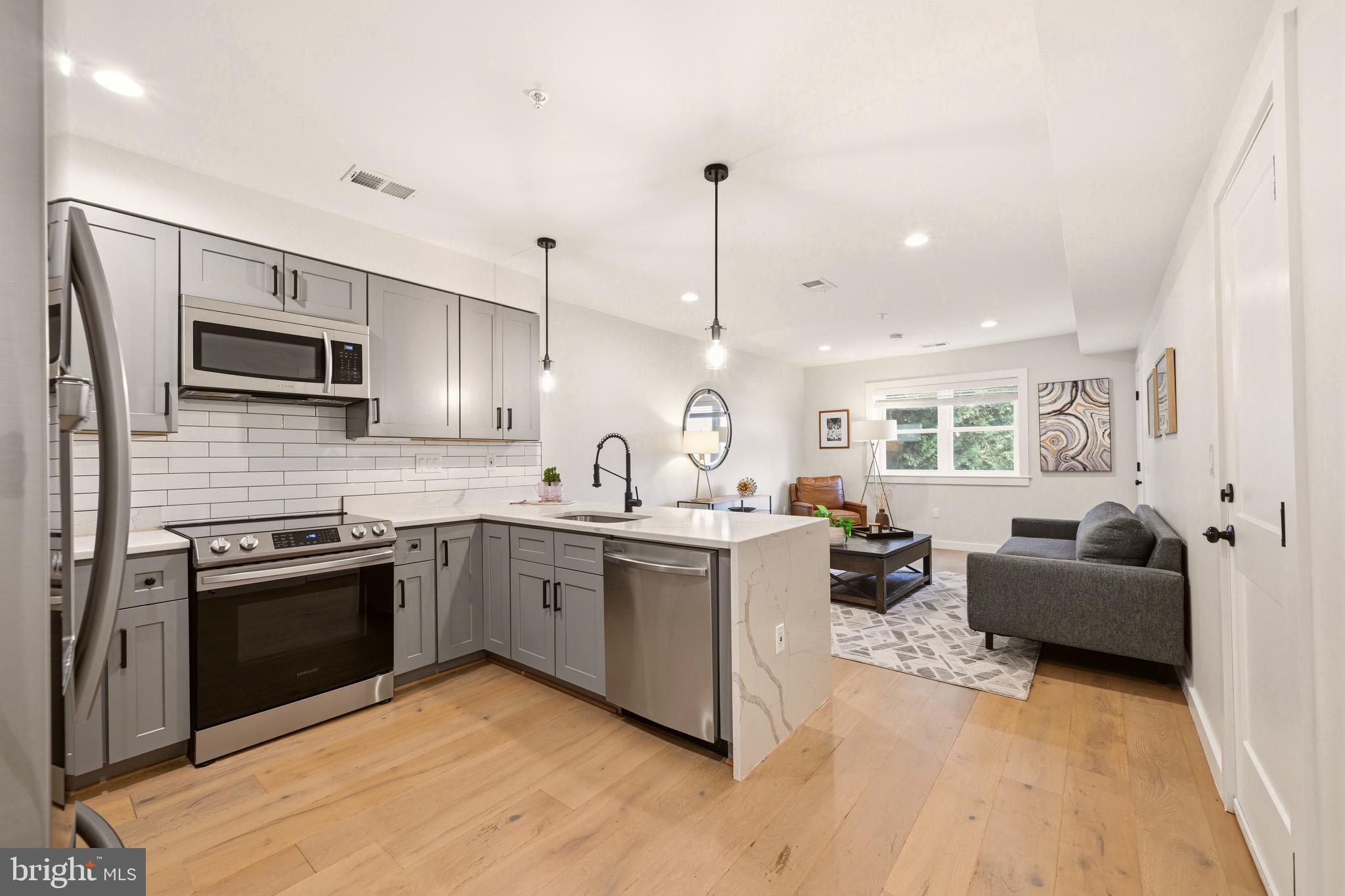 1948 3RD STREET NE D