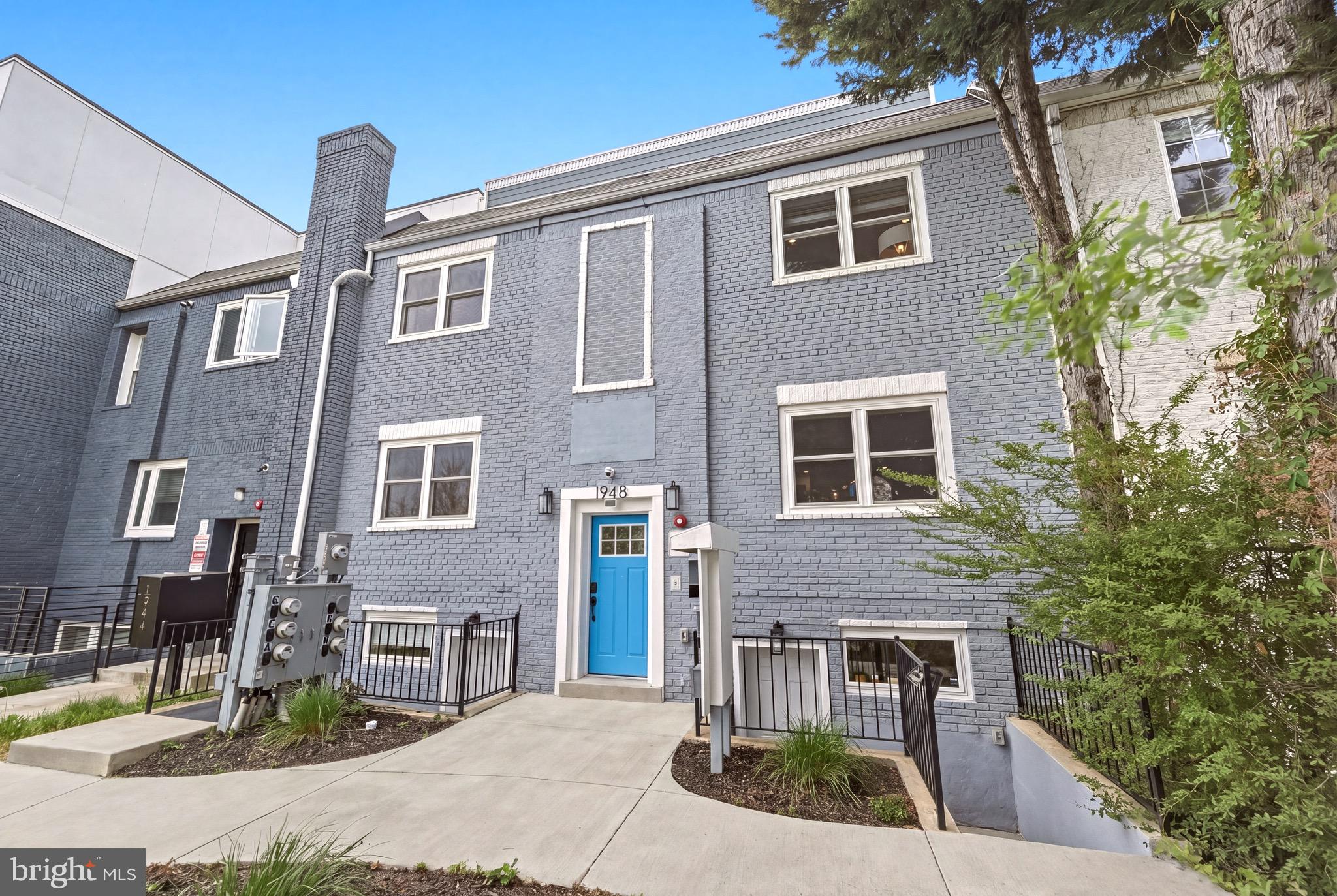 1948 3RD STREET NE D