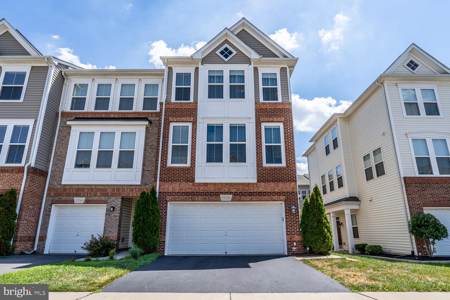 Beautiful TownHome in the Broadlands! This End Unit, Two Car Garage Home features a Large Patio off the Lower Level & Deck off the Main Level, Fenced Backyard and Many Upgrades Throughout! Open Floor Plan! Gas Fireplace! Huge, Gourmet Kitchen! Lower Level can be used as 4th Bedroom w/ Full Bath, Rec Room or Office! Walk to the Tennis Courts & Fitness Center! Enjoy All of the Amenities (Pools, Parks, Playgrounds) in Broadlands! Award Winning Schools too!