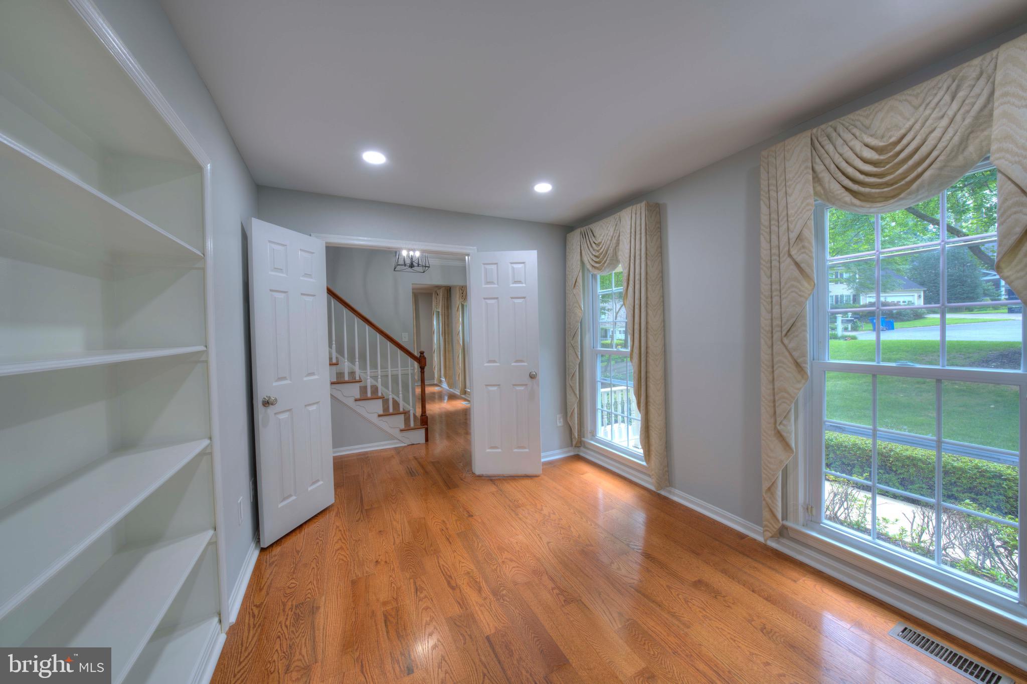 1566 OLD EATON LANE