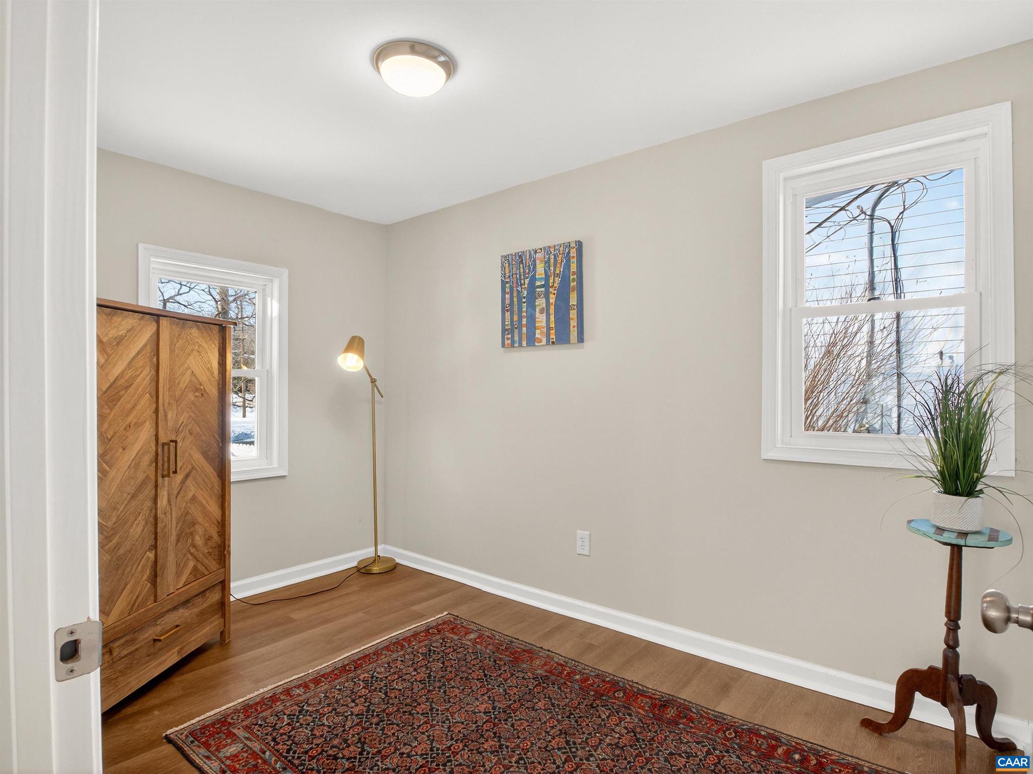 BELMONT - Residential