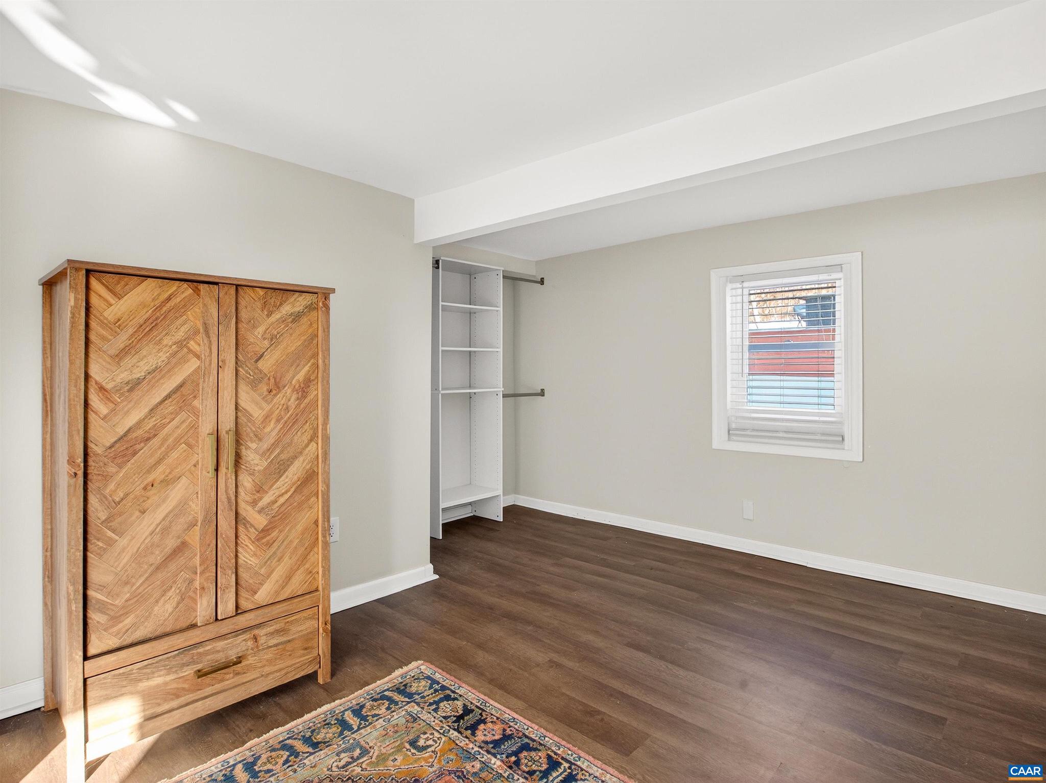 BELMONT - Residential