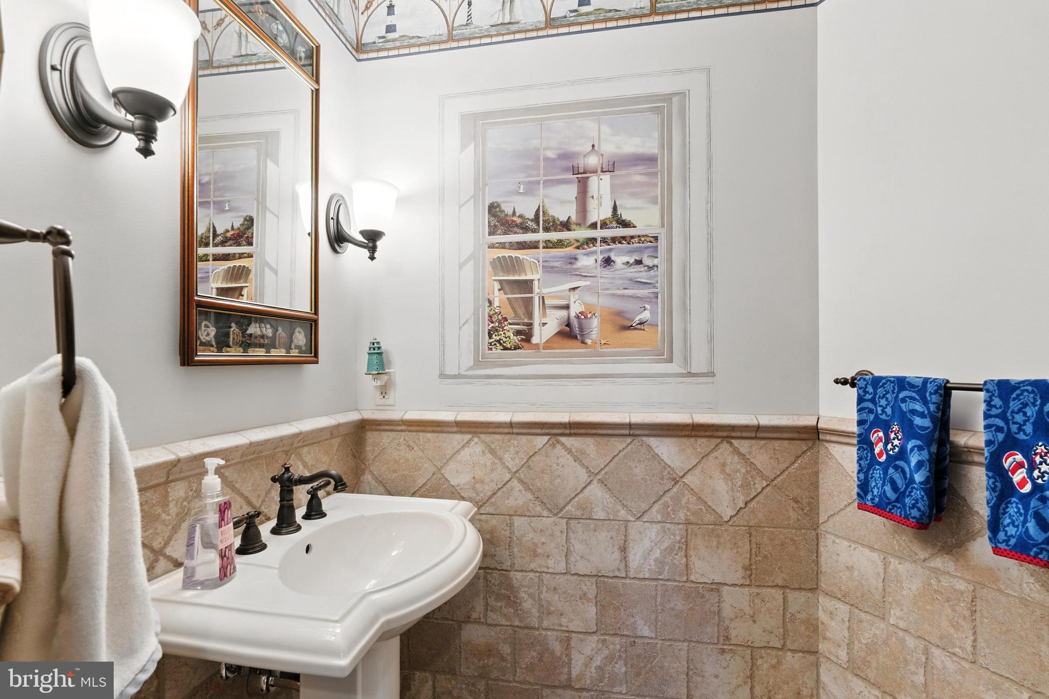 SUNSET POINTE - Residential