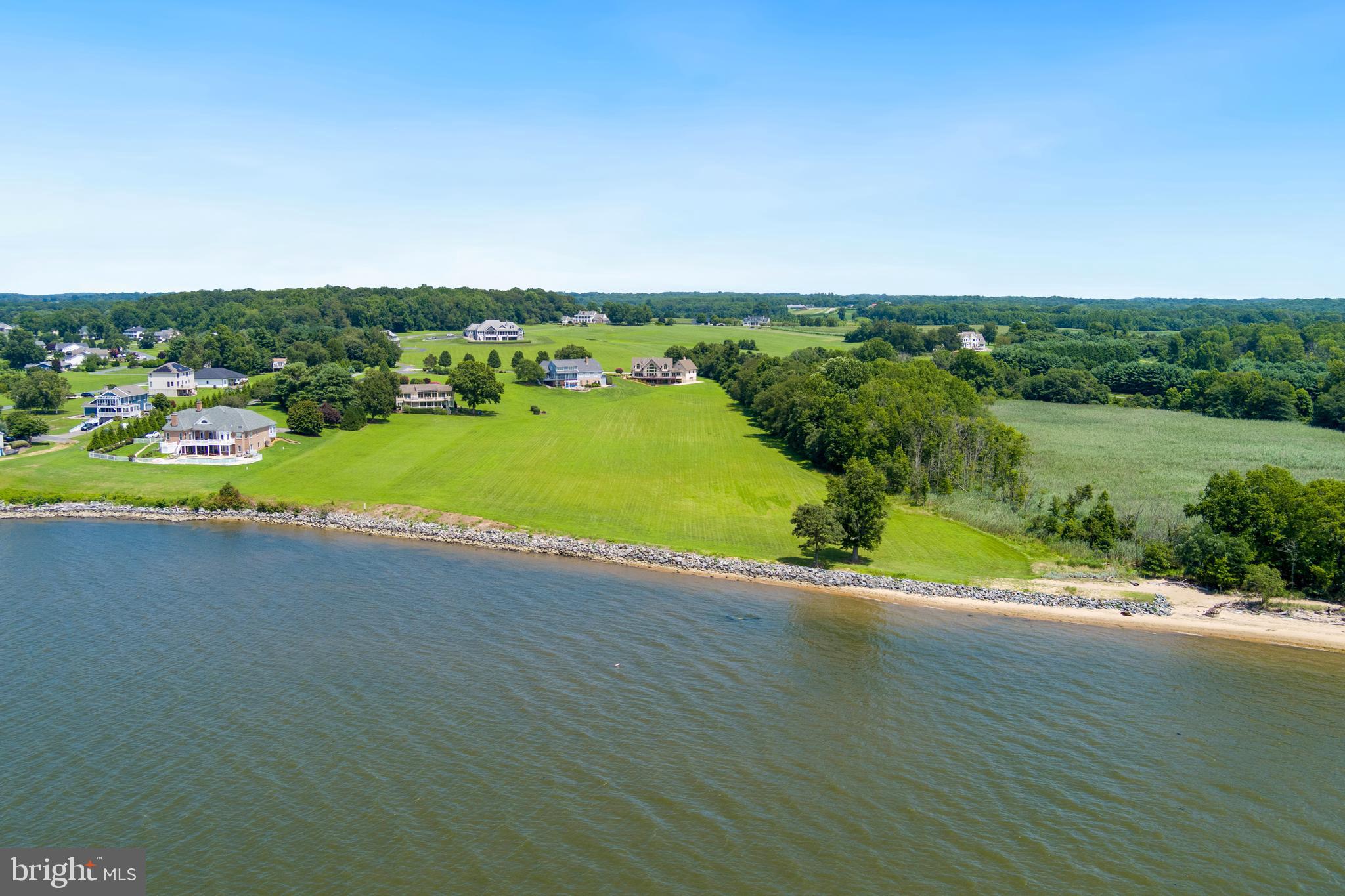 SUNSET POINTE - Residential