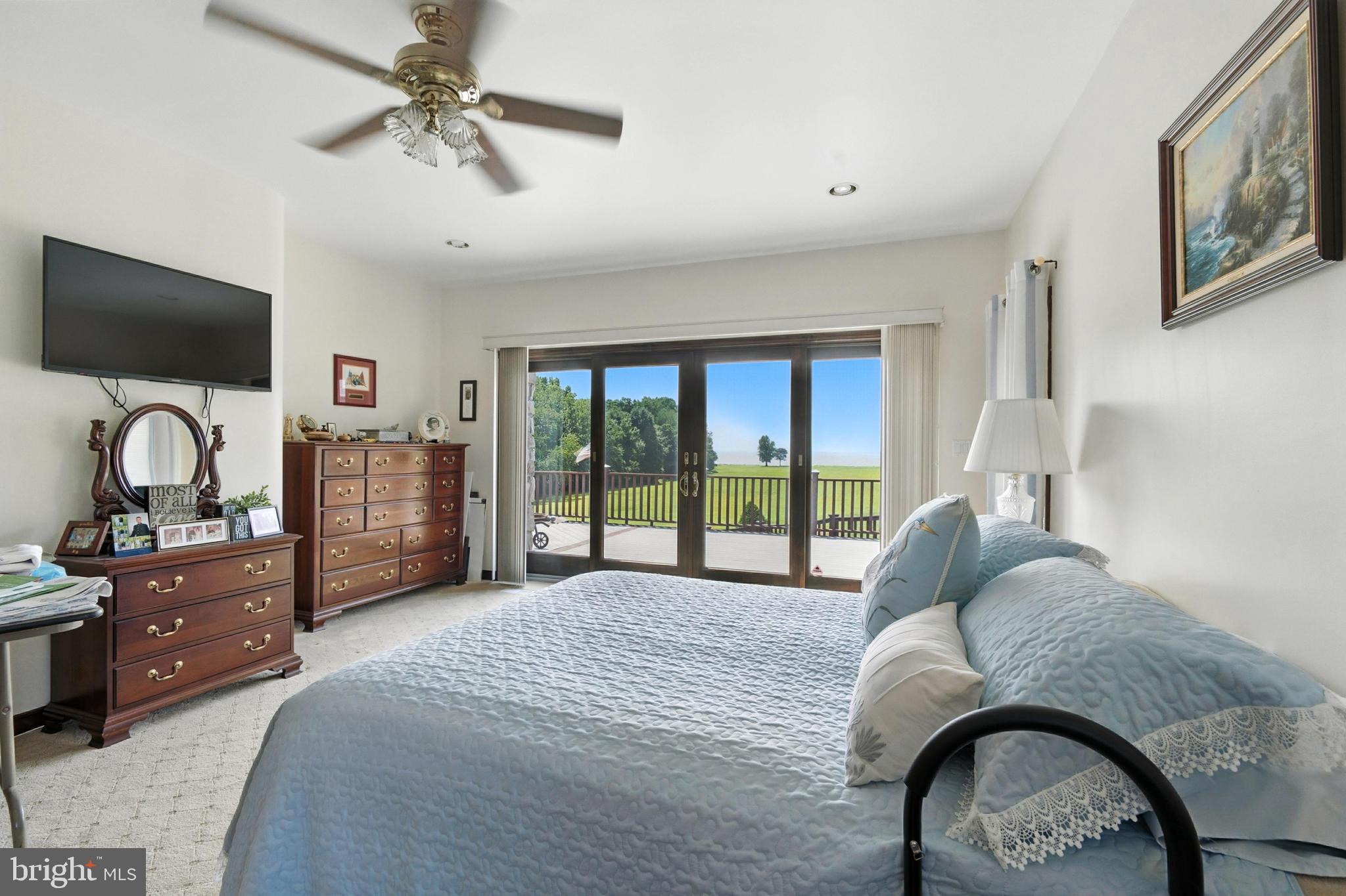 SUNSET POINTE - Residential