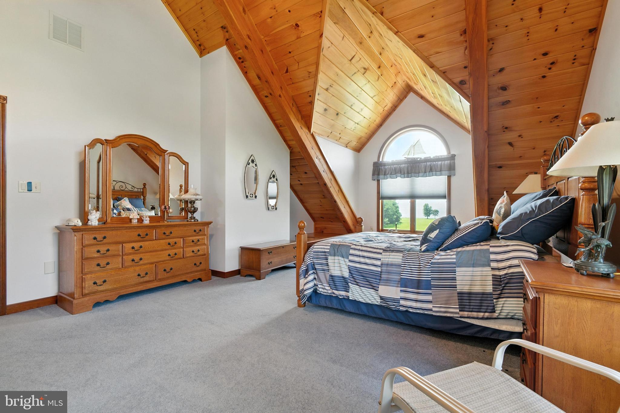 SUNSET POINTE - Residential