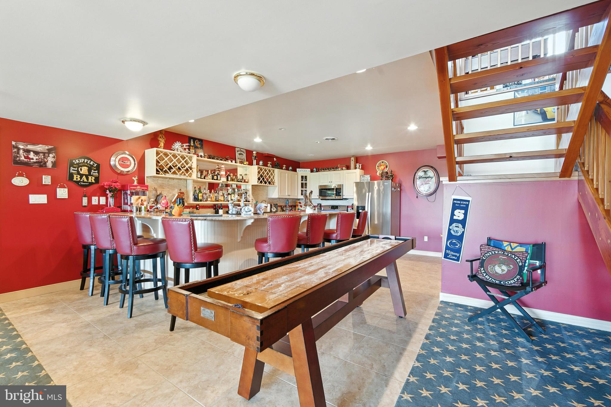 SUNSET POINTE - Residential