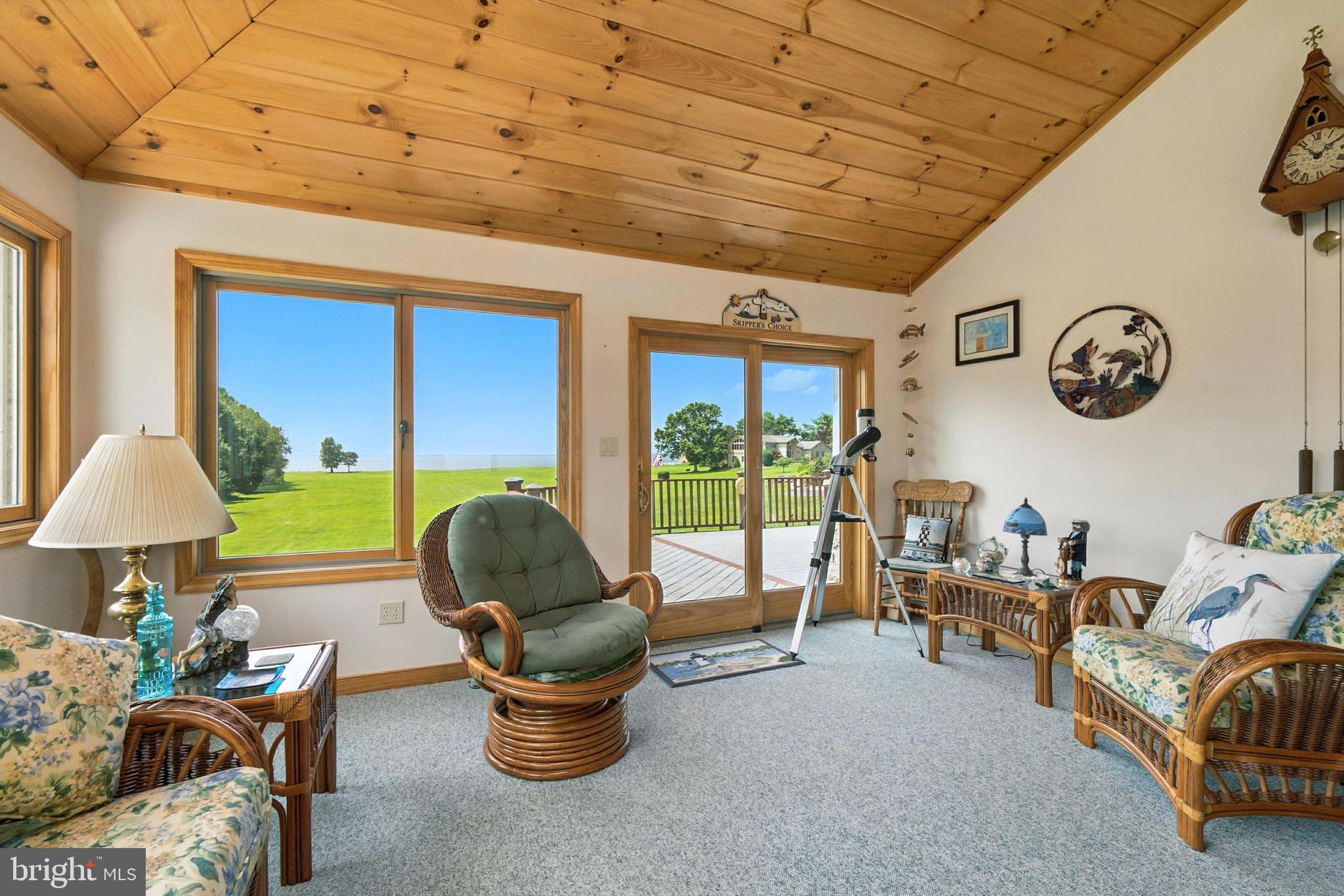 SUNSET POINTE - Residential