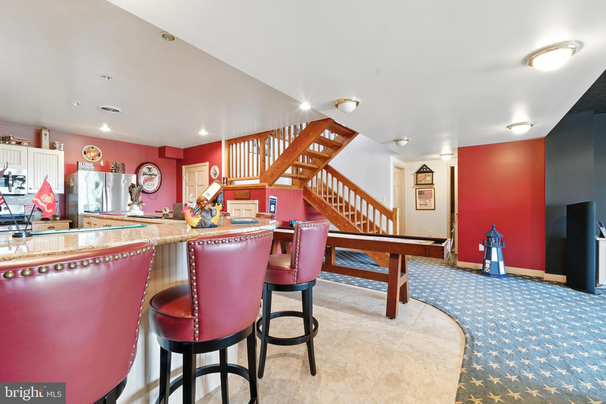 SUNSET POINTE - Residential