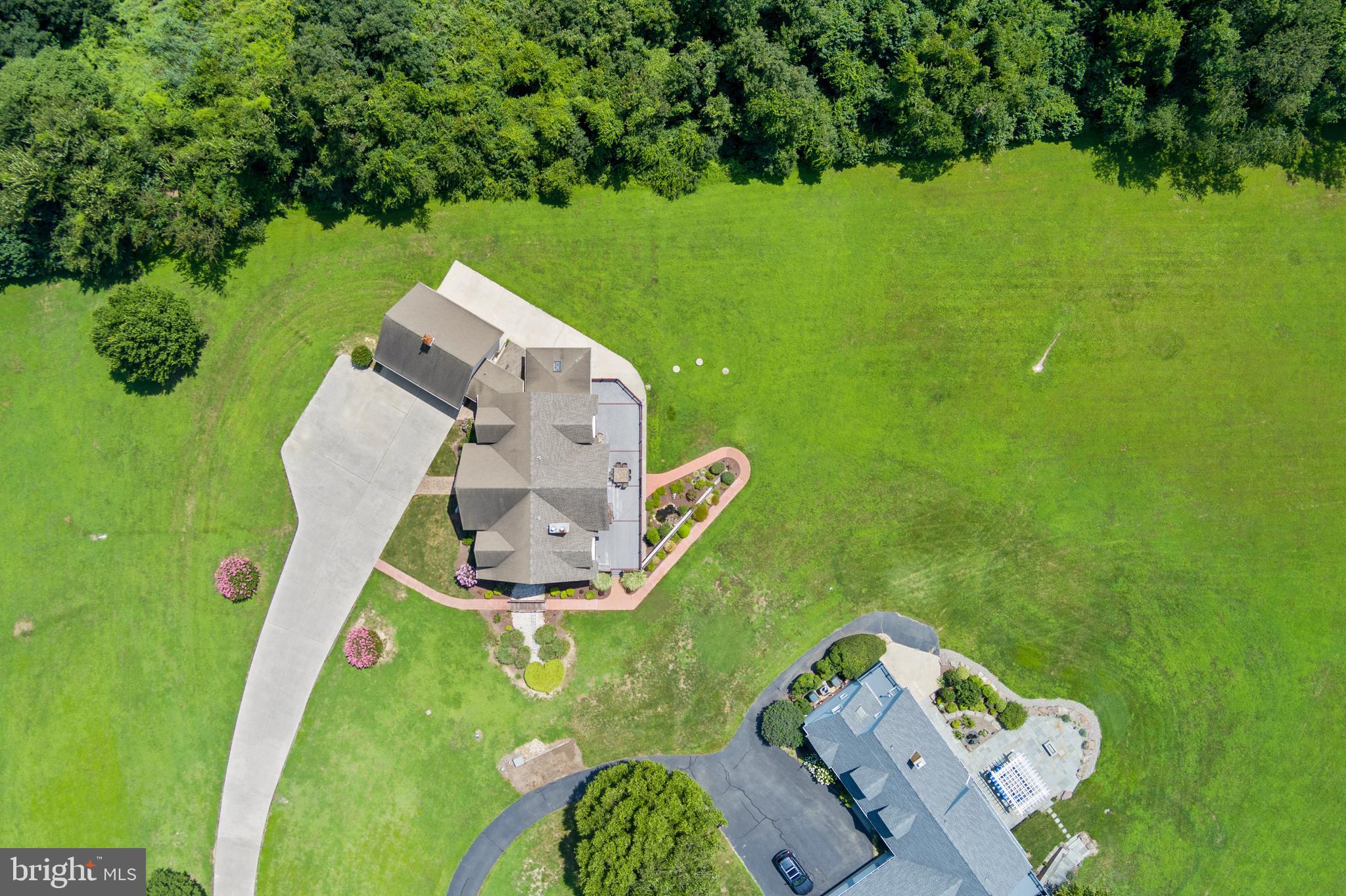 SUNSET POINTE - Residential