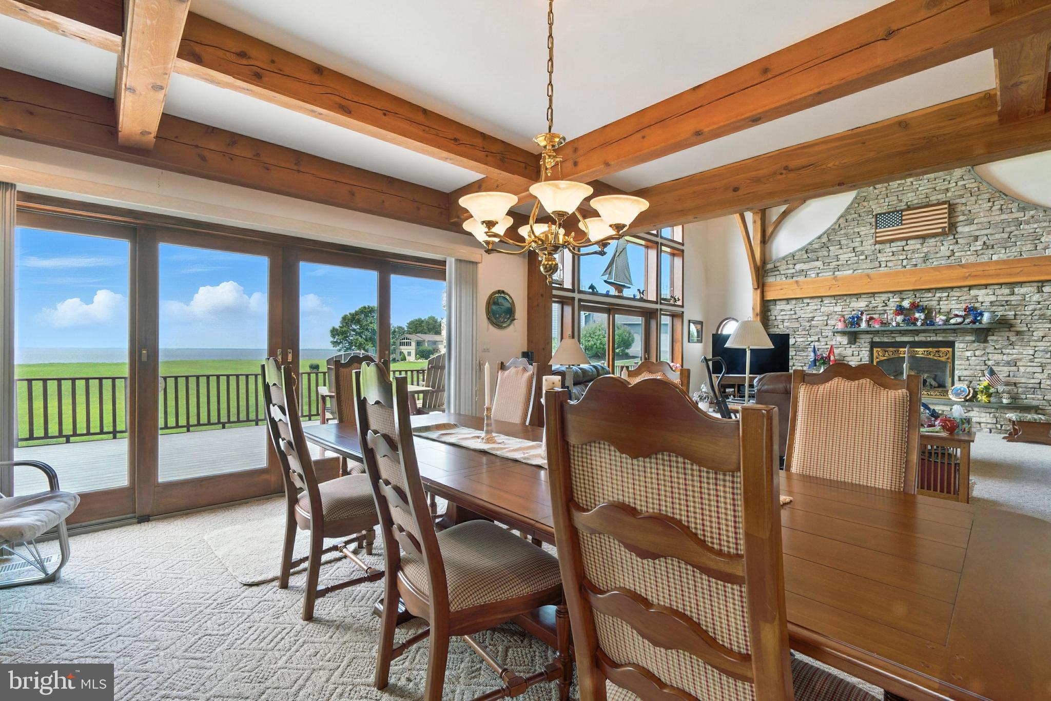 SUNSET POINTE - Residential