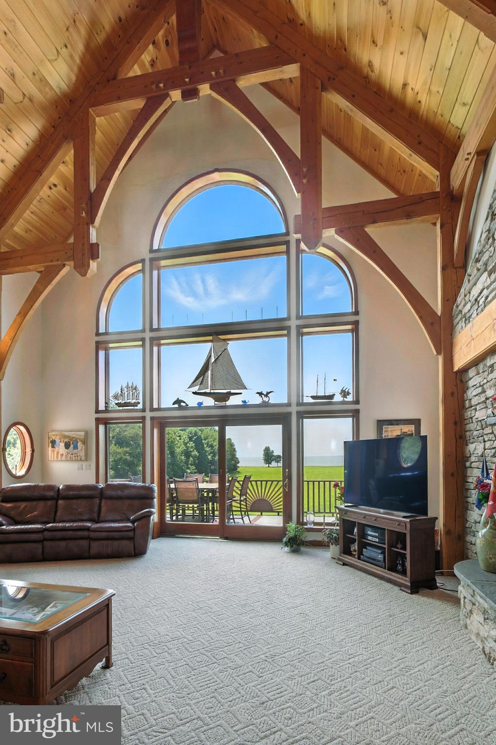 SUNSET POINTE - Residential