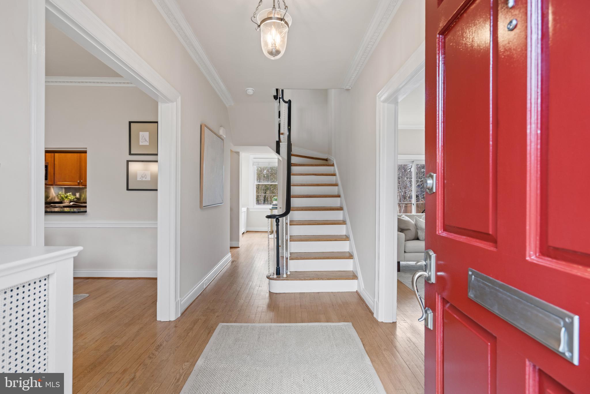 3308 CATHEDRAL AVENUE NW