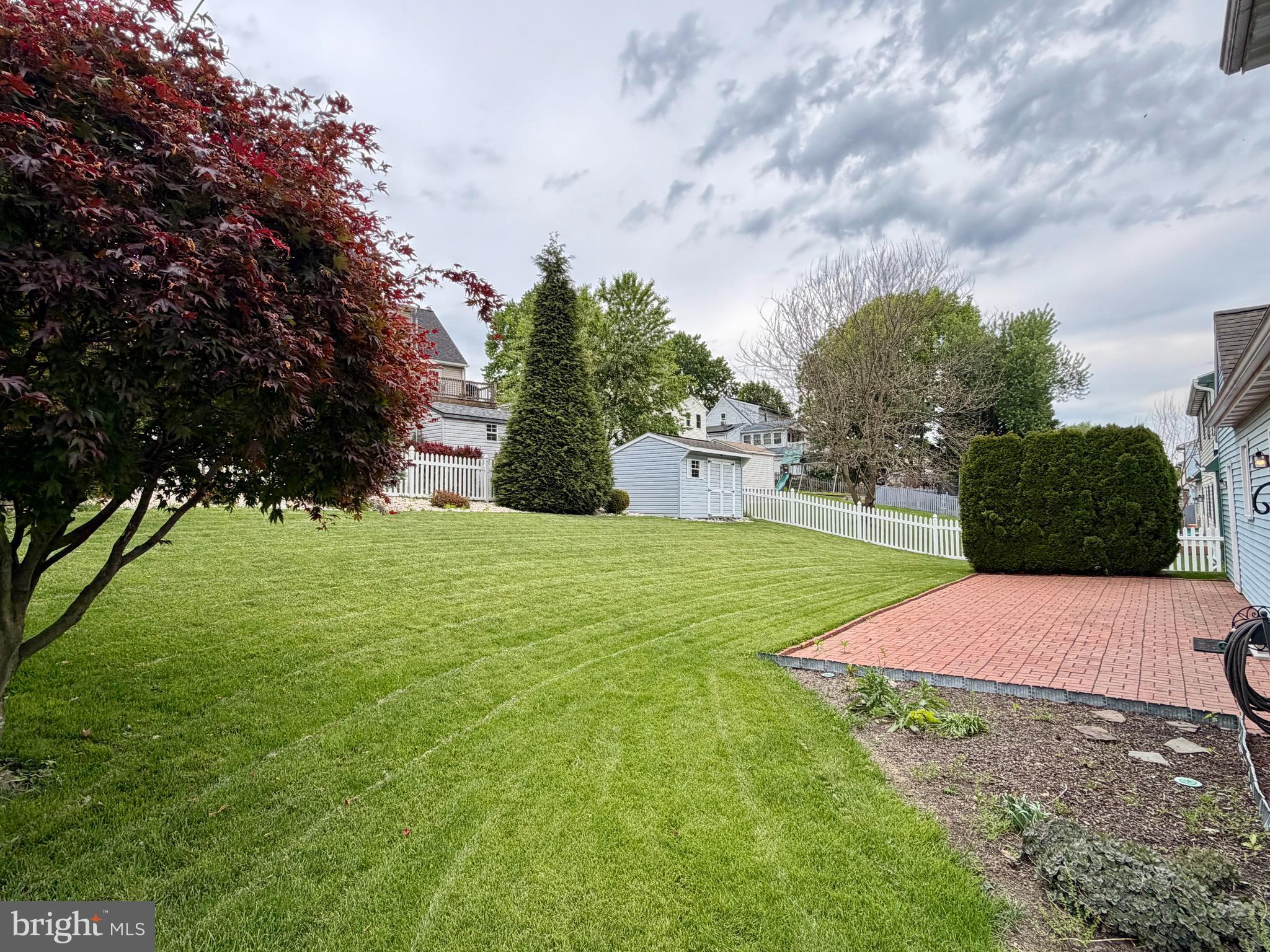 3819 KINGS ARMS LANE