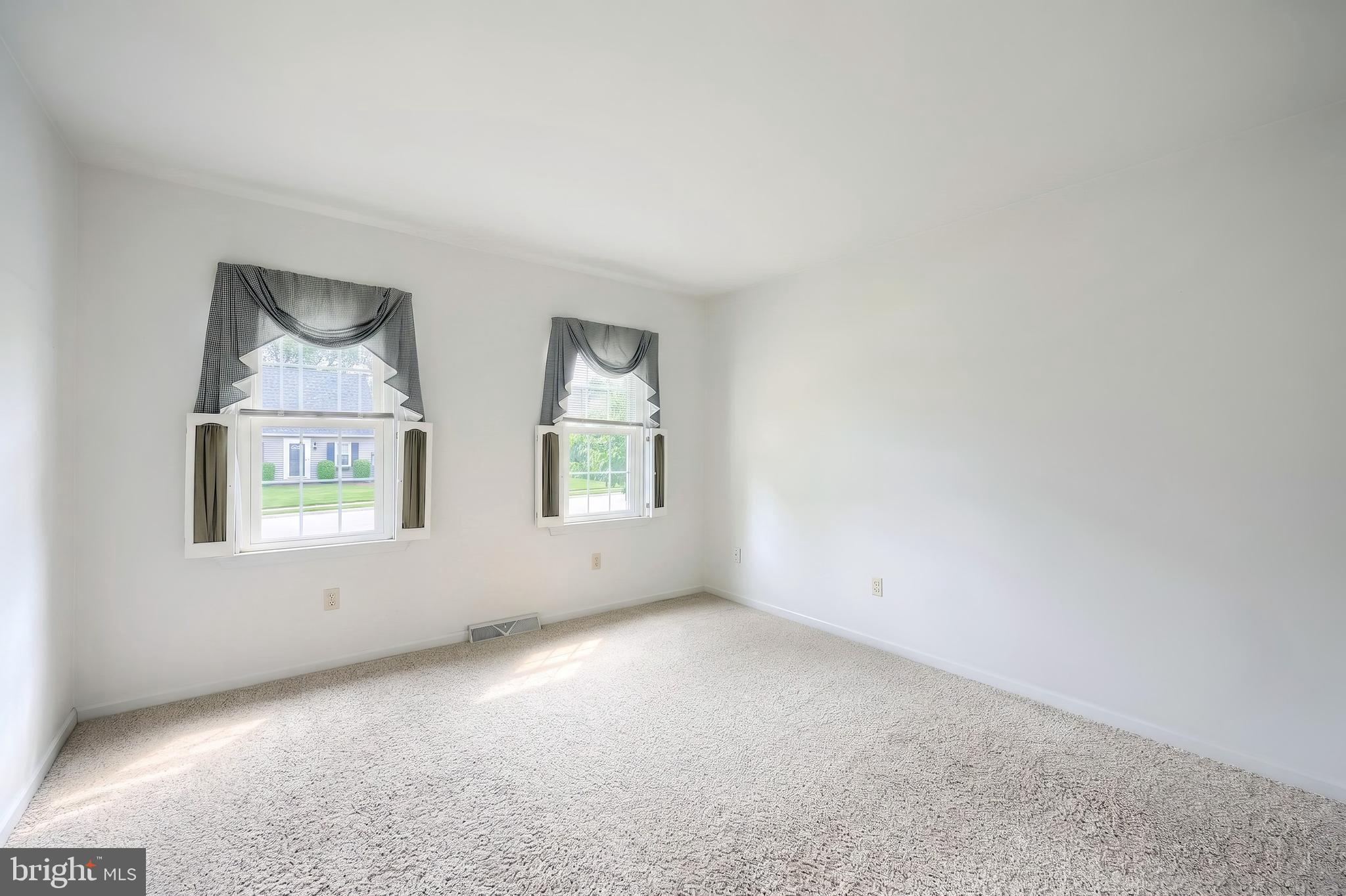 SPRINGETTSBURY TWP - Residential