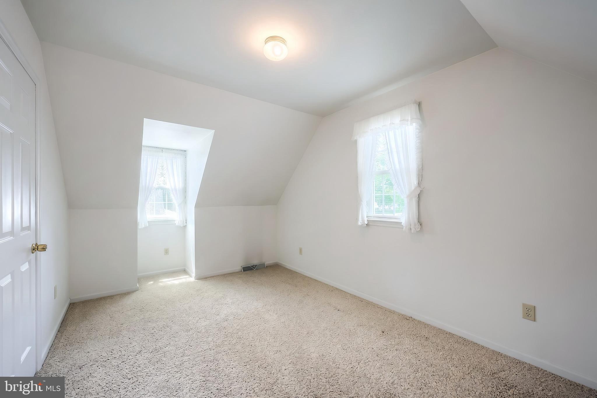 SPRINGETTSBURY TWP - Residential