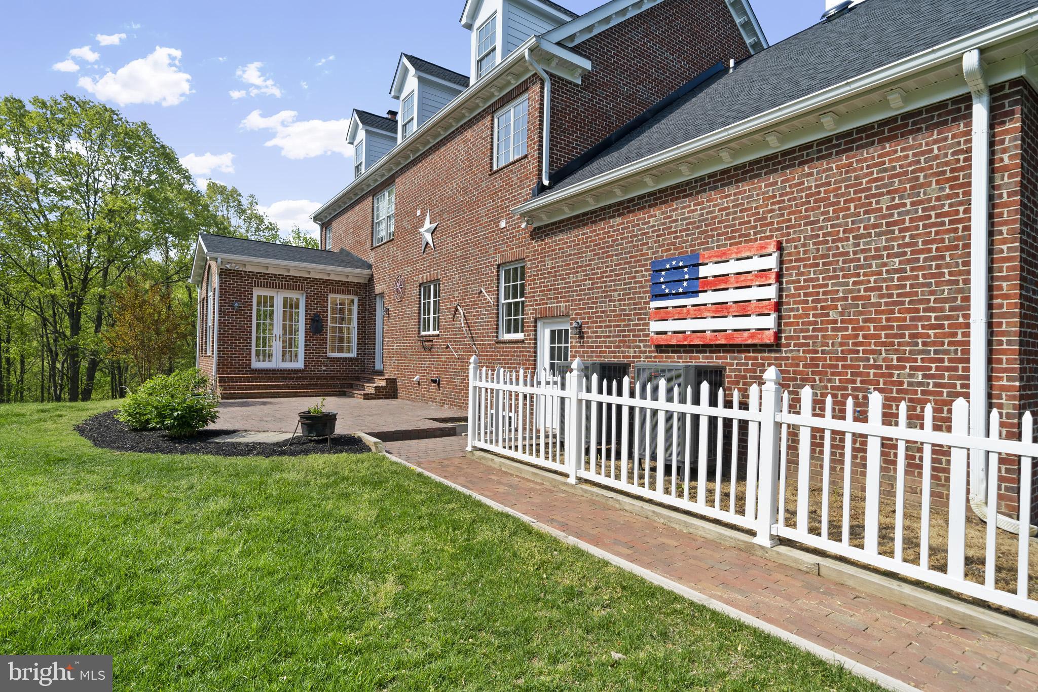 SOUTHPORT LANDING - Residential