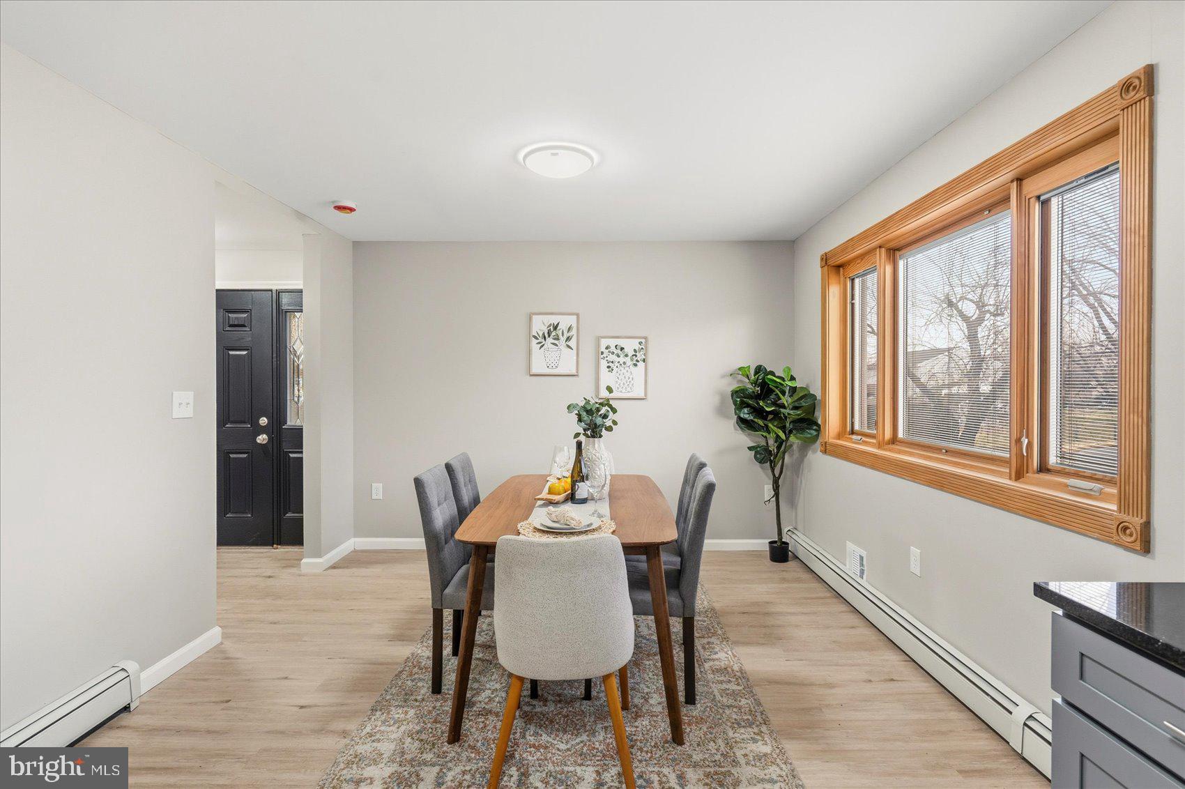 DUNSHIRE TOWNHOUSES - Residential