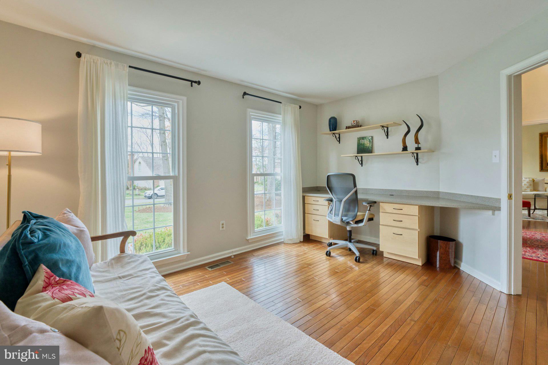 FRANKLIN OAKS - Residential