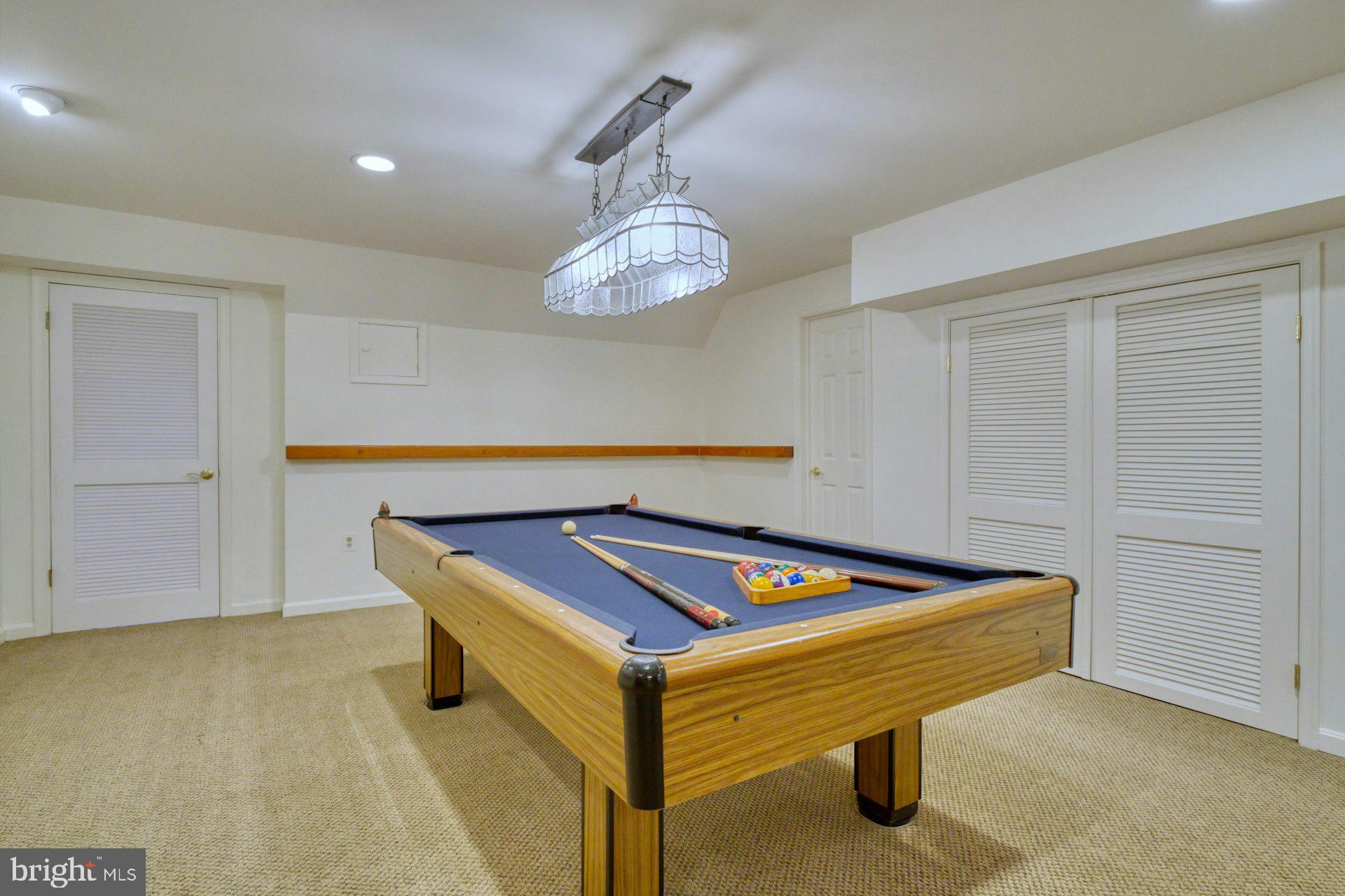 FRANKLIN OAKS - Residential