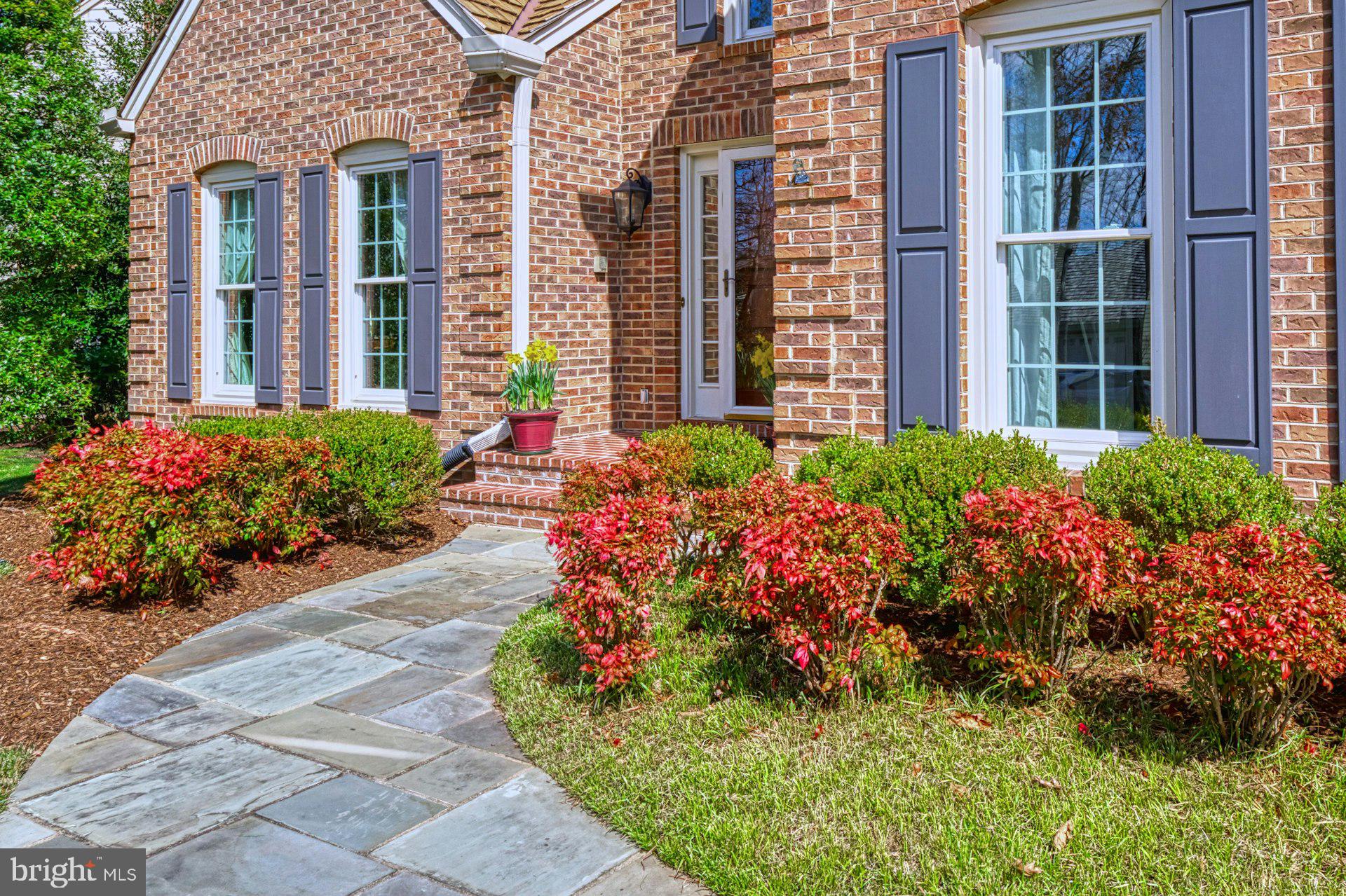 FRANKLIN OAKS - Residential