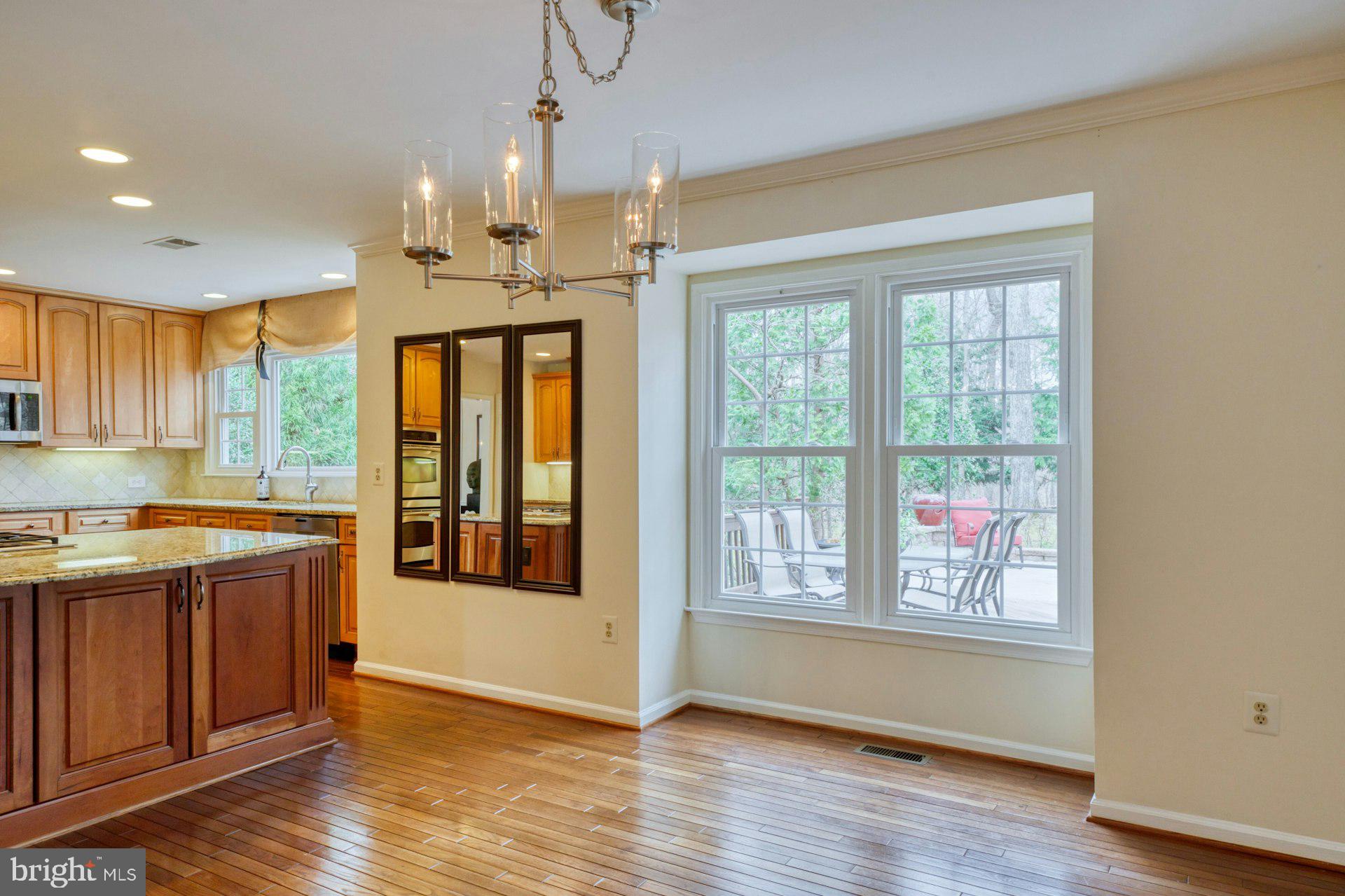 FRANKLIN OAKS - Residential