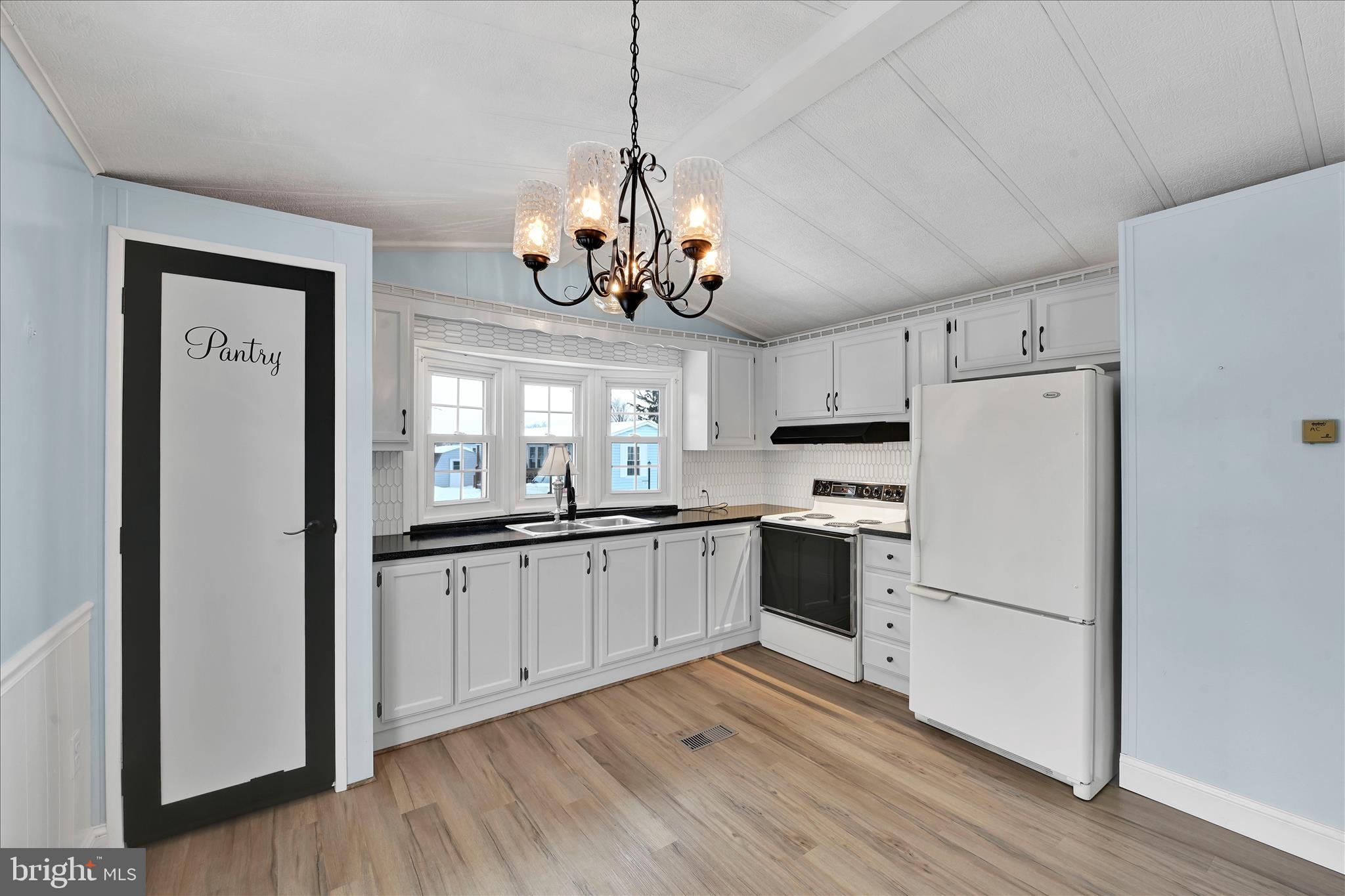 MEADOW VALLEY ESTATES - Residential