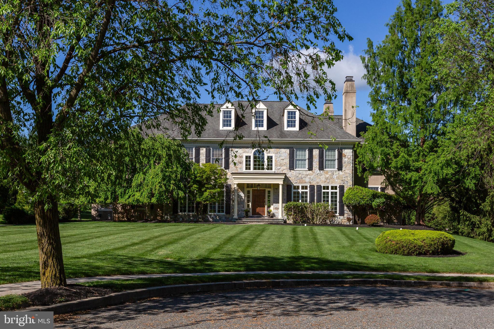 WHITEGATE - Residential