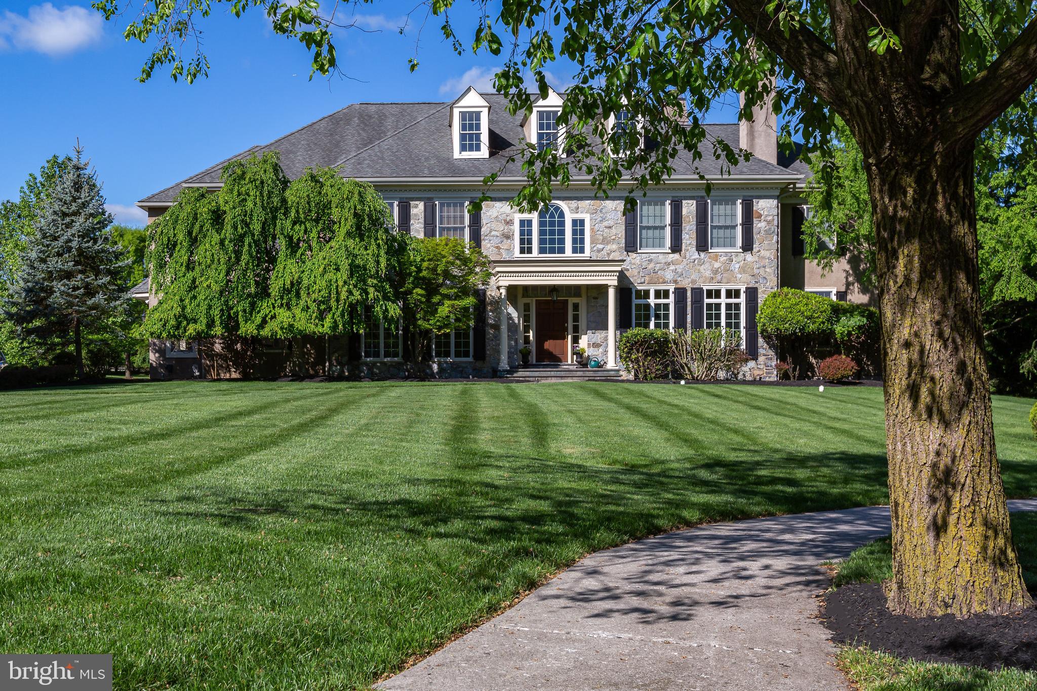 WHITEGATE - Residential