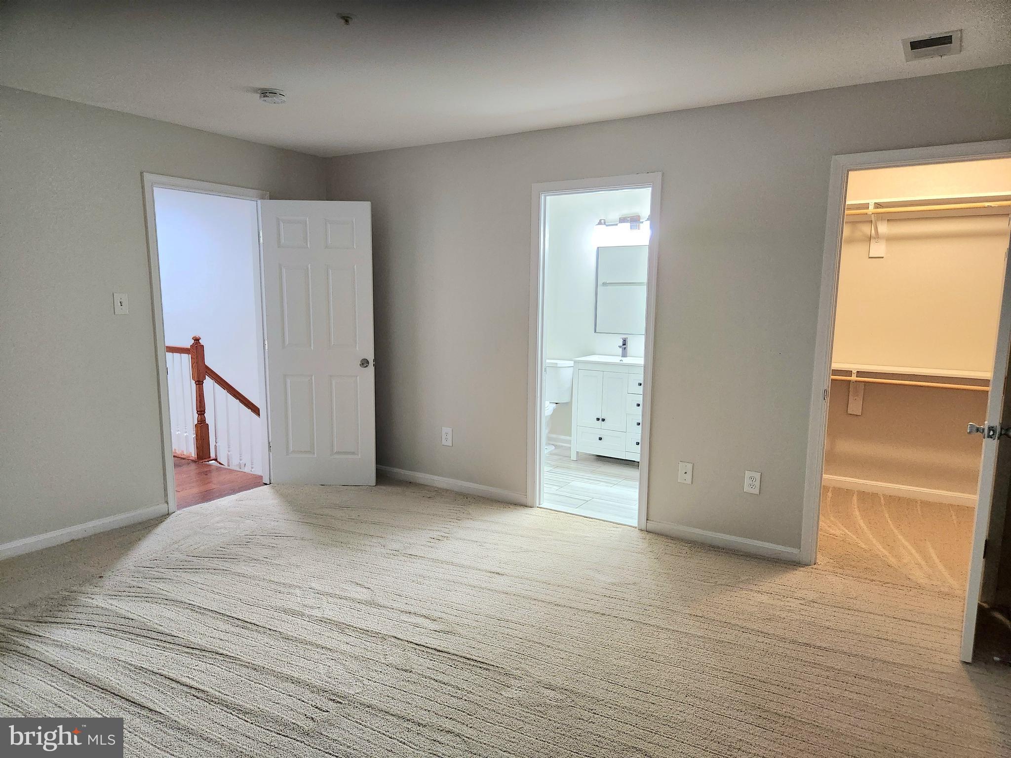 HILL OAKS CONDO PHASE 1- - Residential