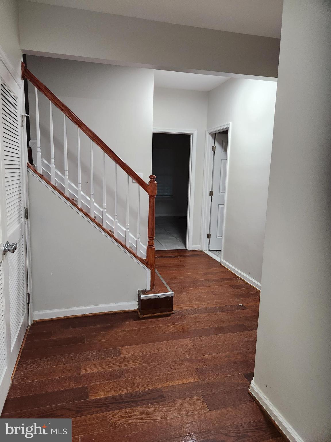 HILL OAKS CONDO PHASE 1- - Residential