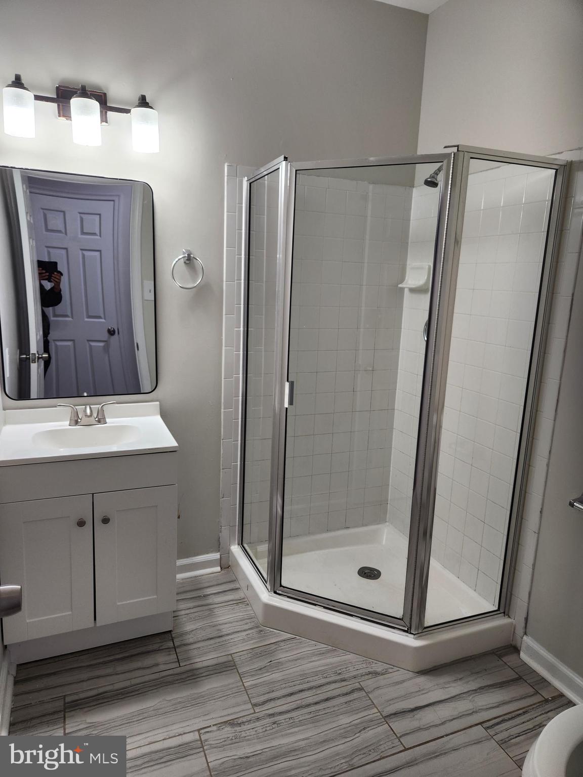 HILL OAKS CONDO PHASE 1- - Residential