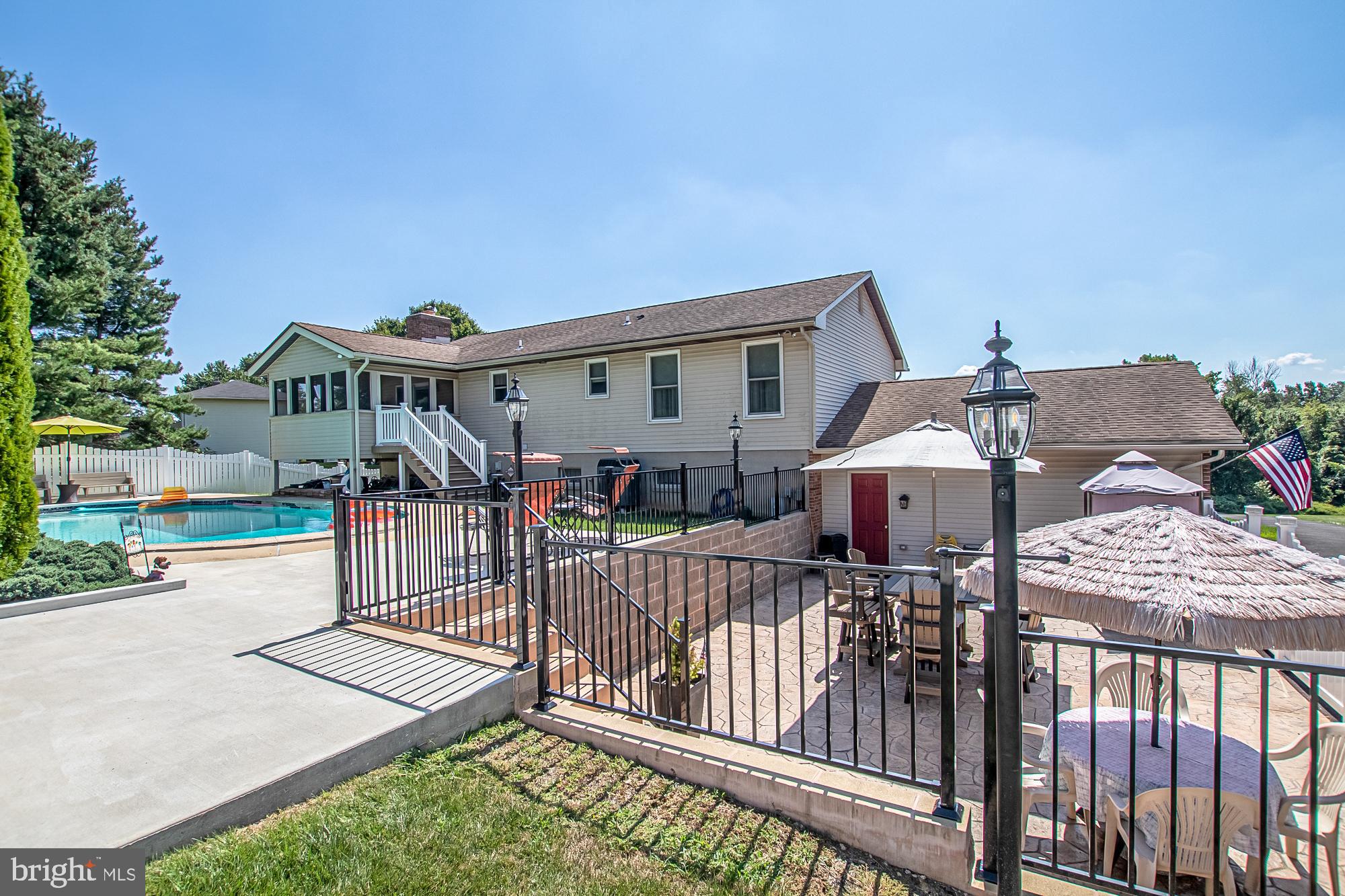 GREENFIELDS - Residential