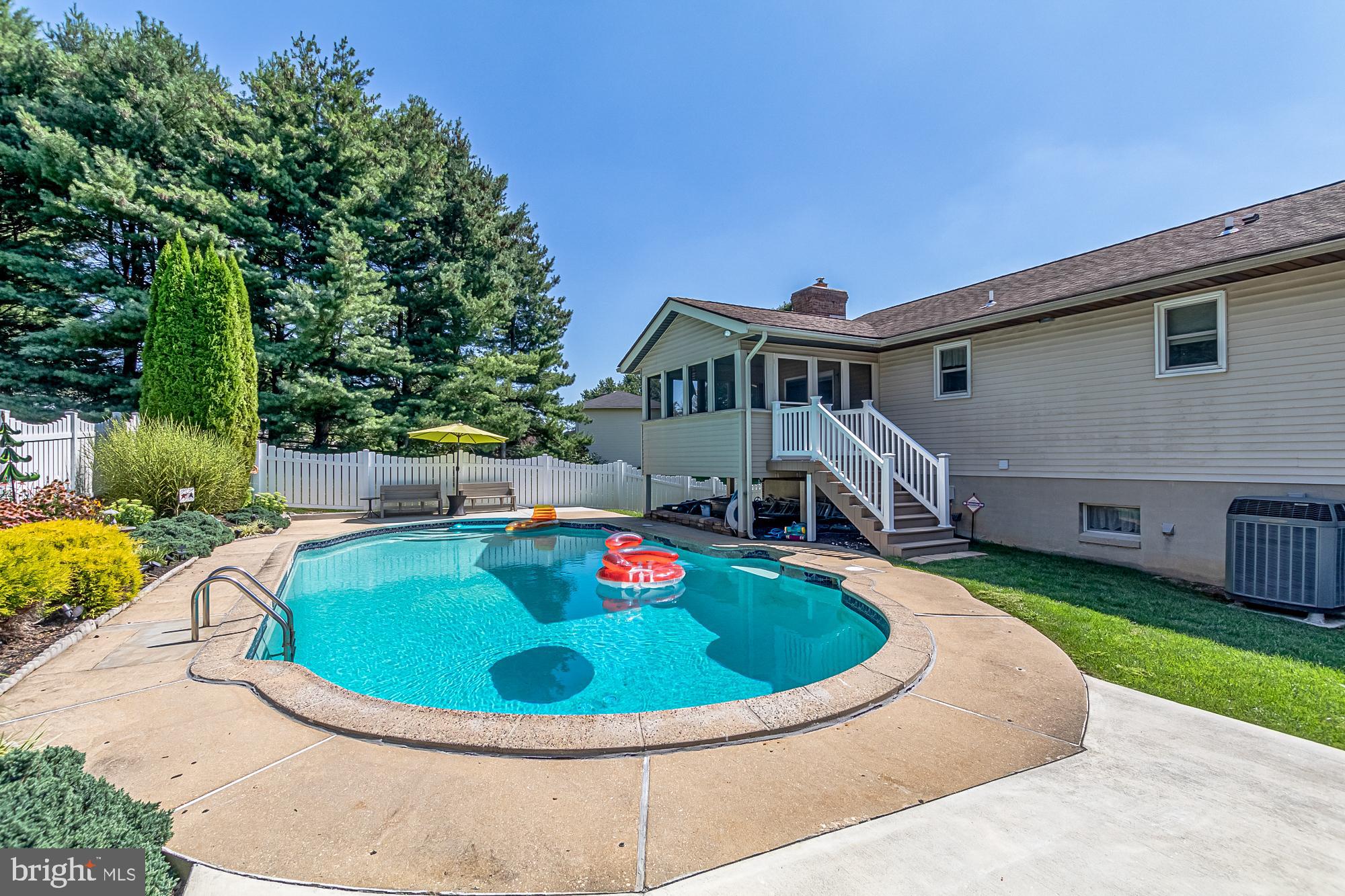 GREENFIELDS - Residential