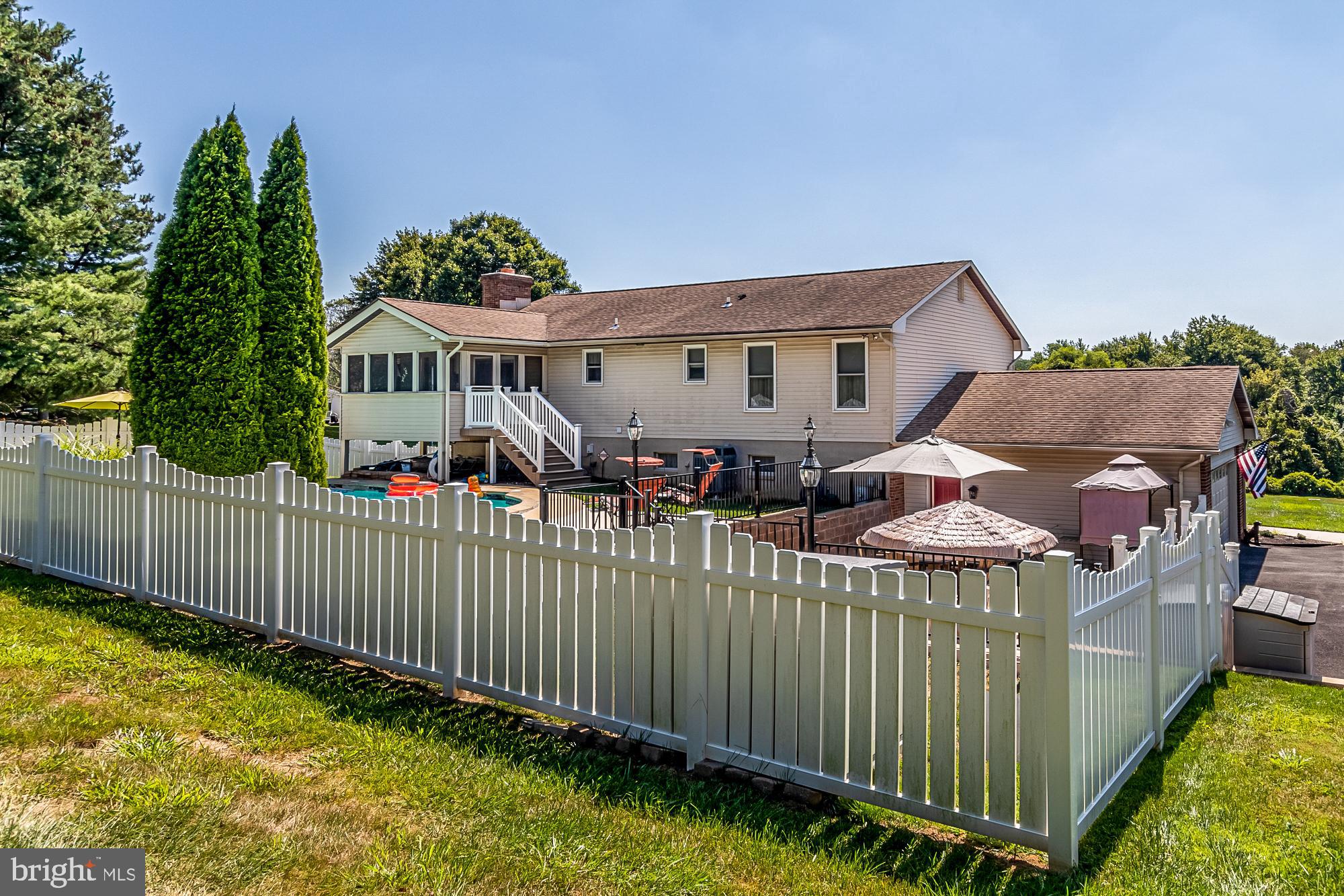 GREENFIELDS - Residential