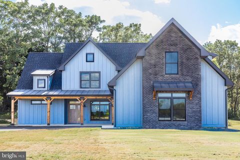 47 MIDLAND COURT MARTINSBURG WV 25403