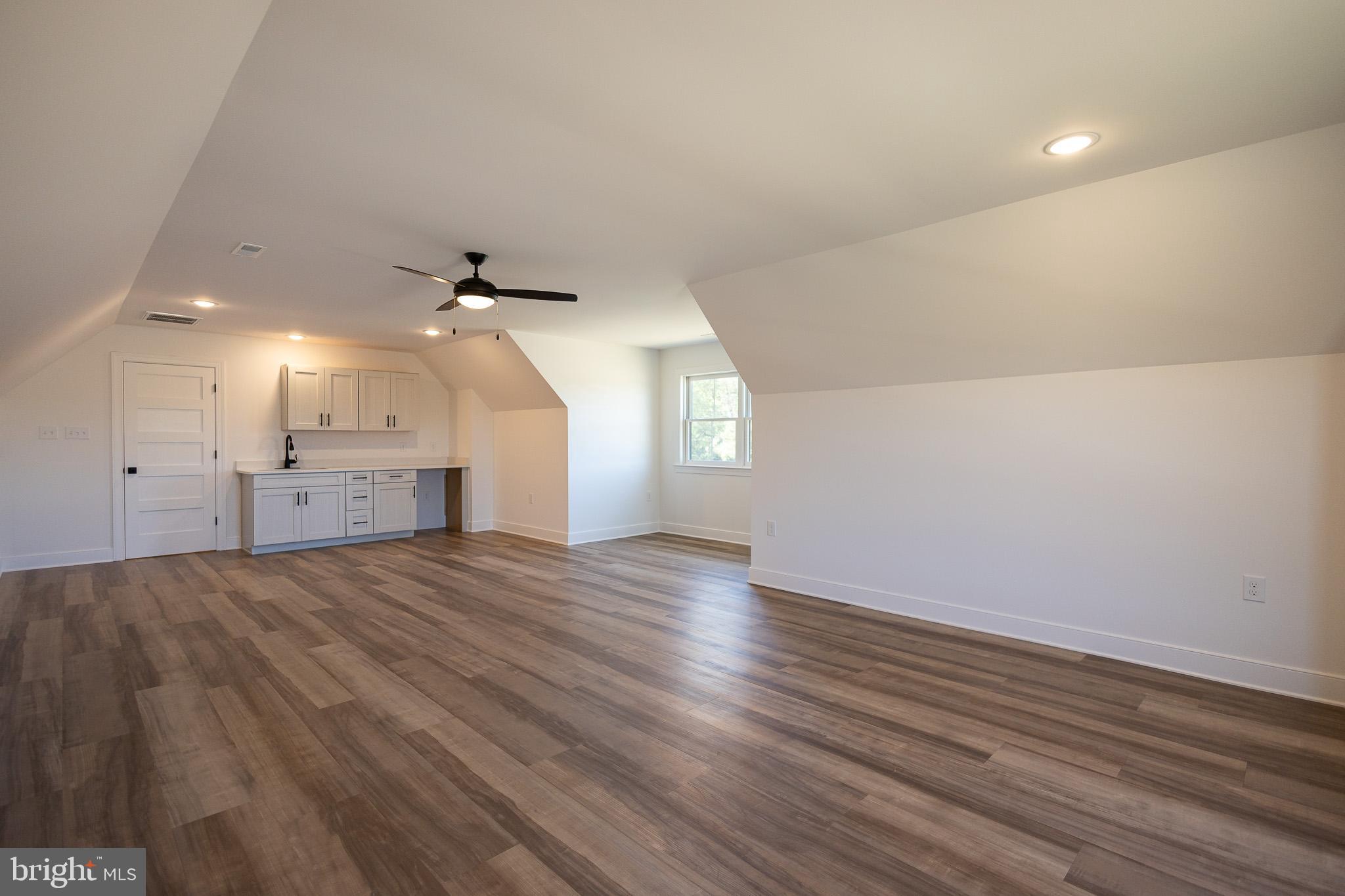 THE RESERVE AT TUSCARORA - Residential