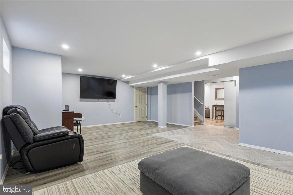 PRESERVE AT WYE MILLS - Residential