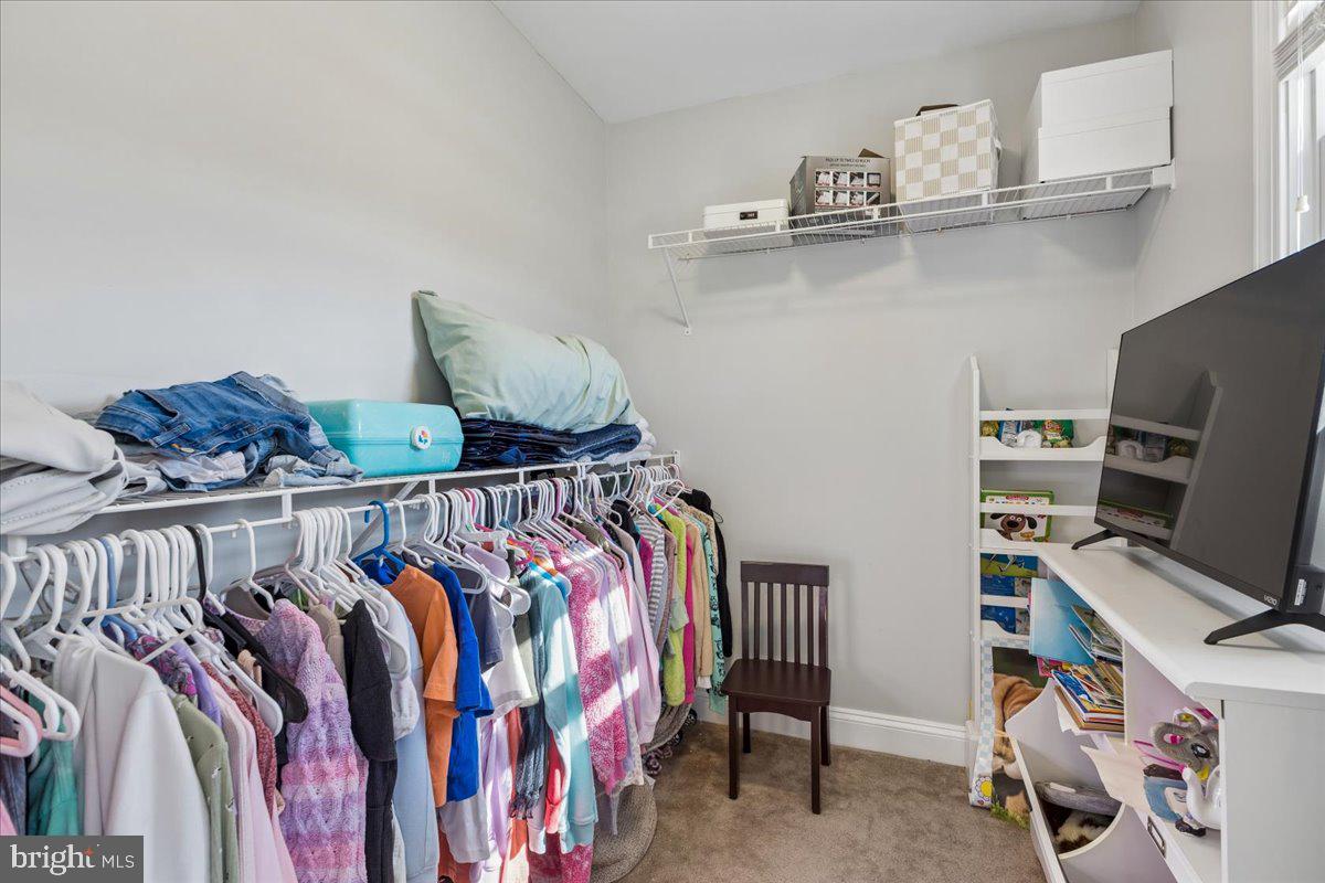 PRESERVE AT WYE MILLS - Residential