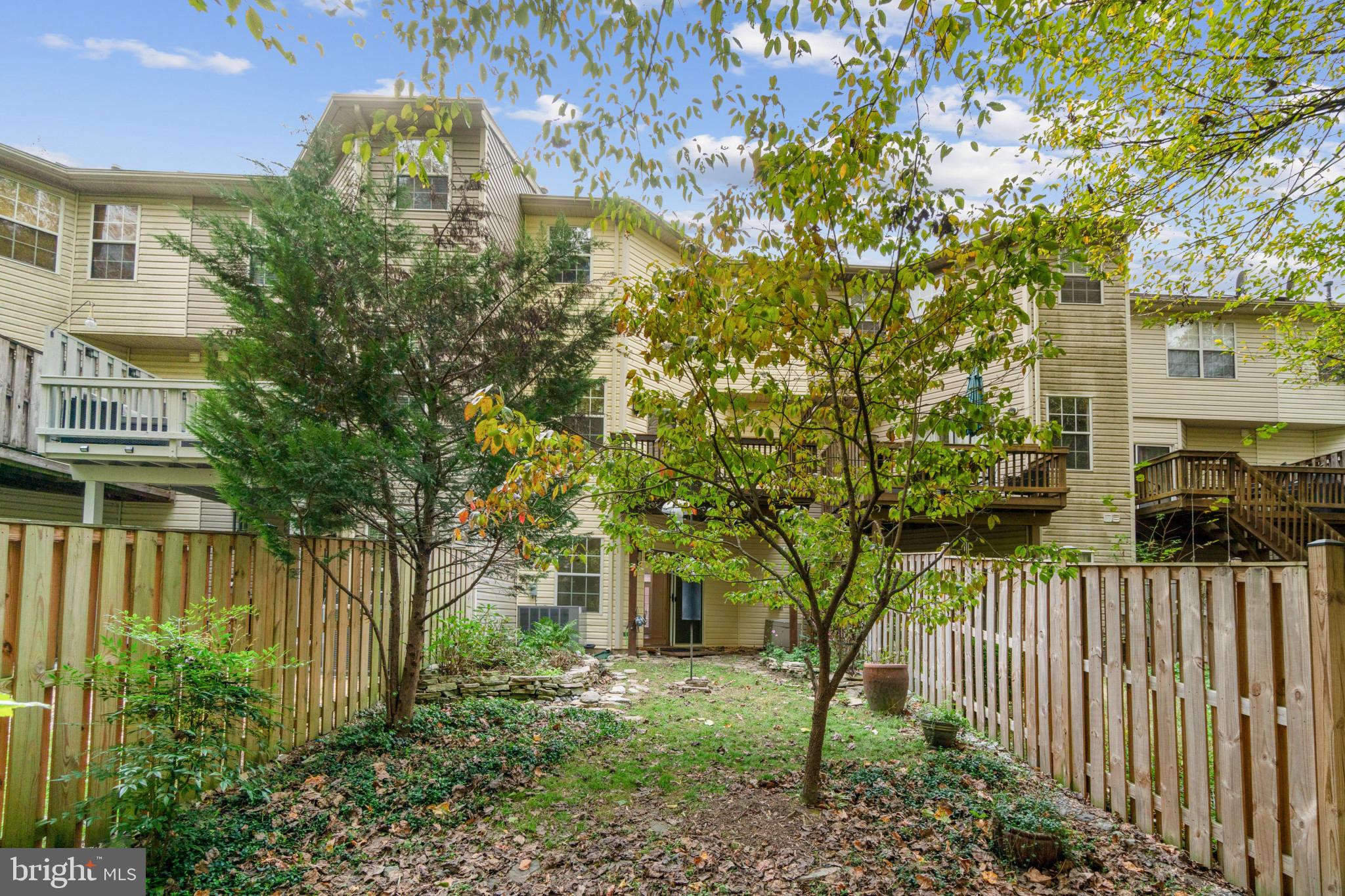 PINEY ORCHARD - Residential